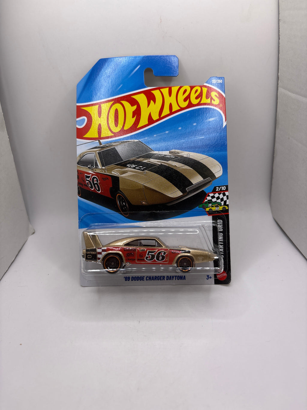 Hot Wheels 69 Dodge Charger Daytona Diecast
