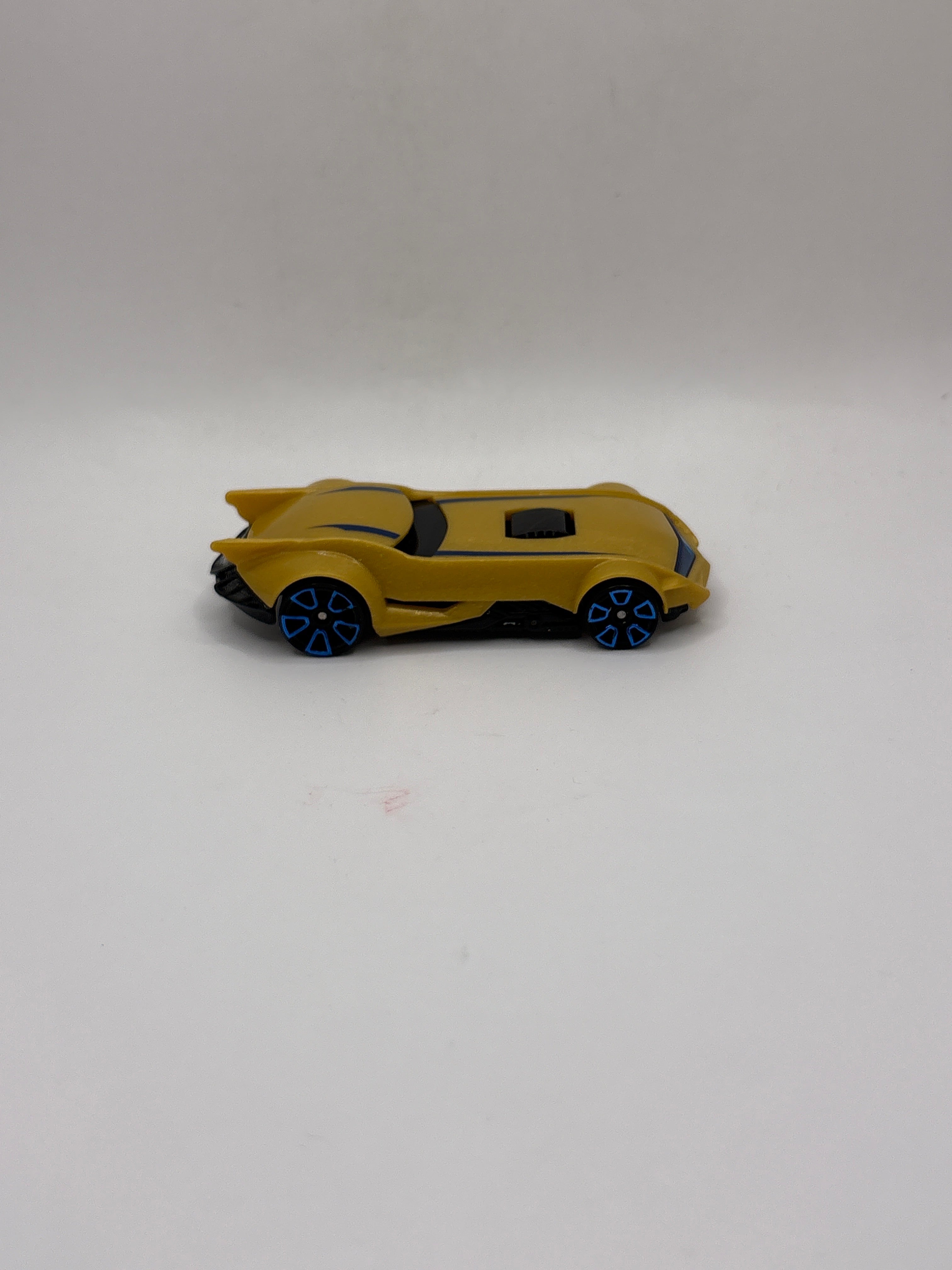 Hot Wheels The Batman Batmobile Diecast