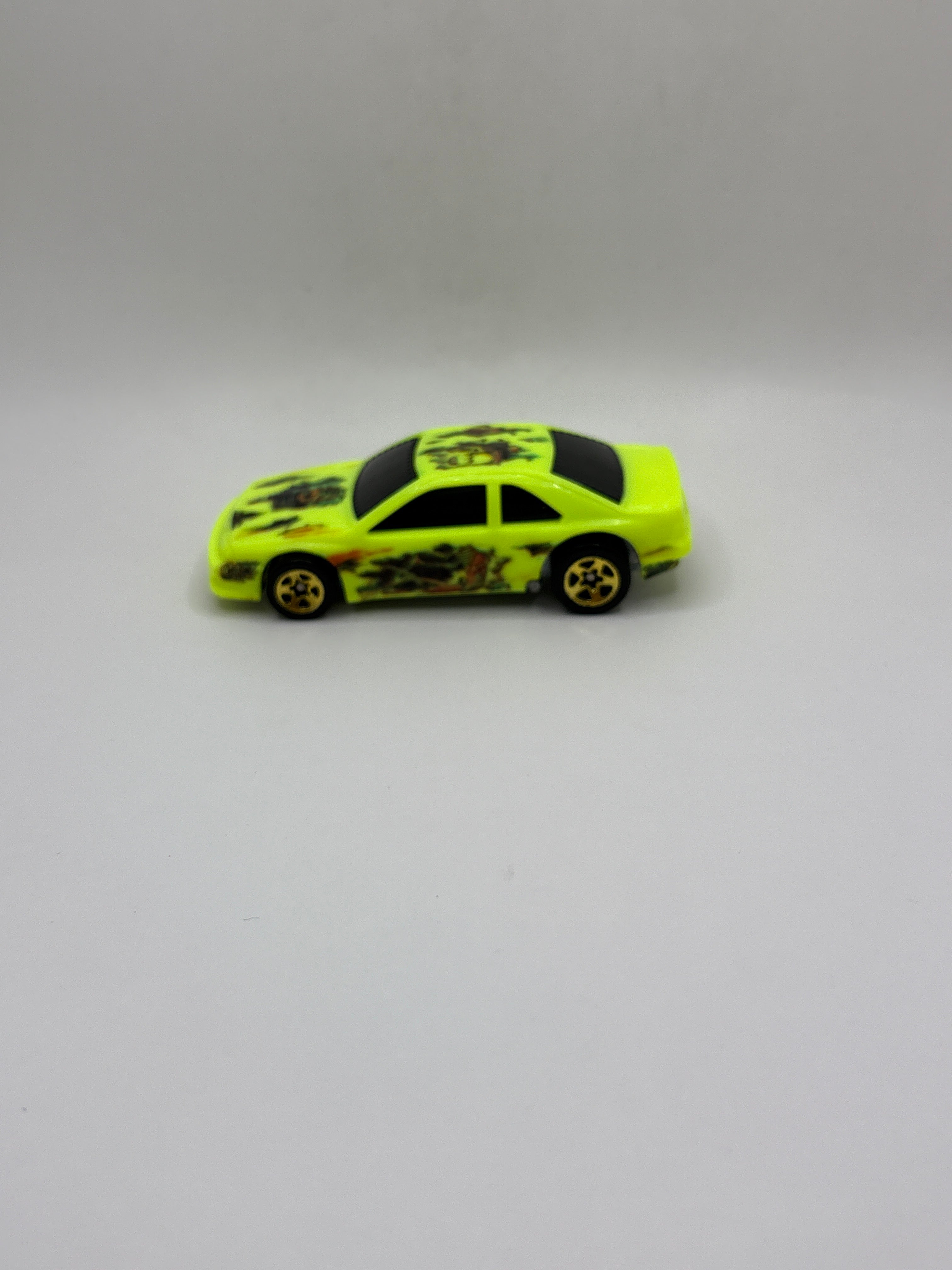 Hot Wheels Ford Thunderbird Diecast