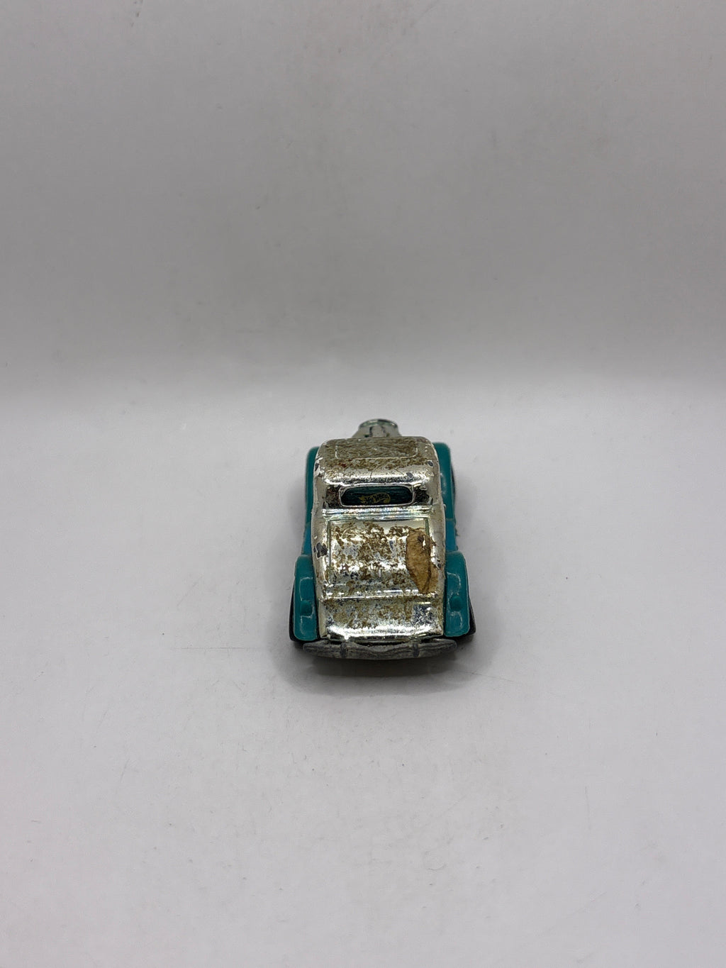 Hot Wheels 34 Ford 3-Window Diecast silver