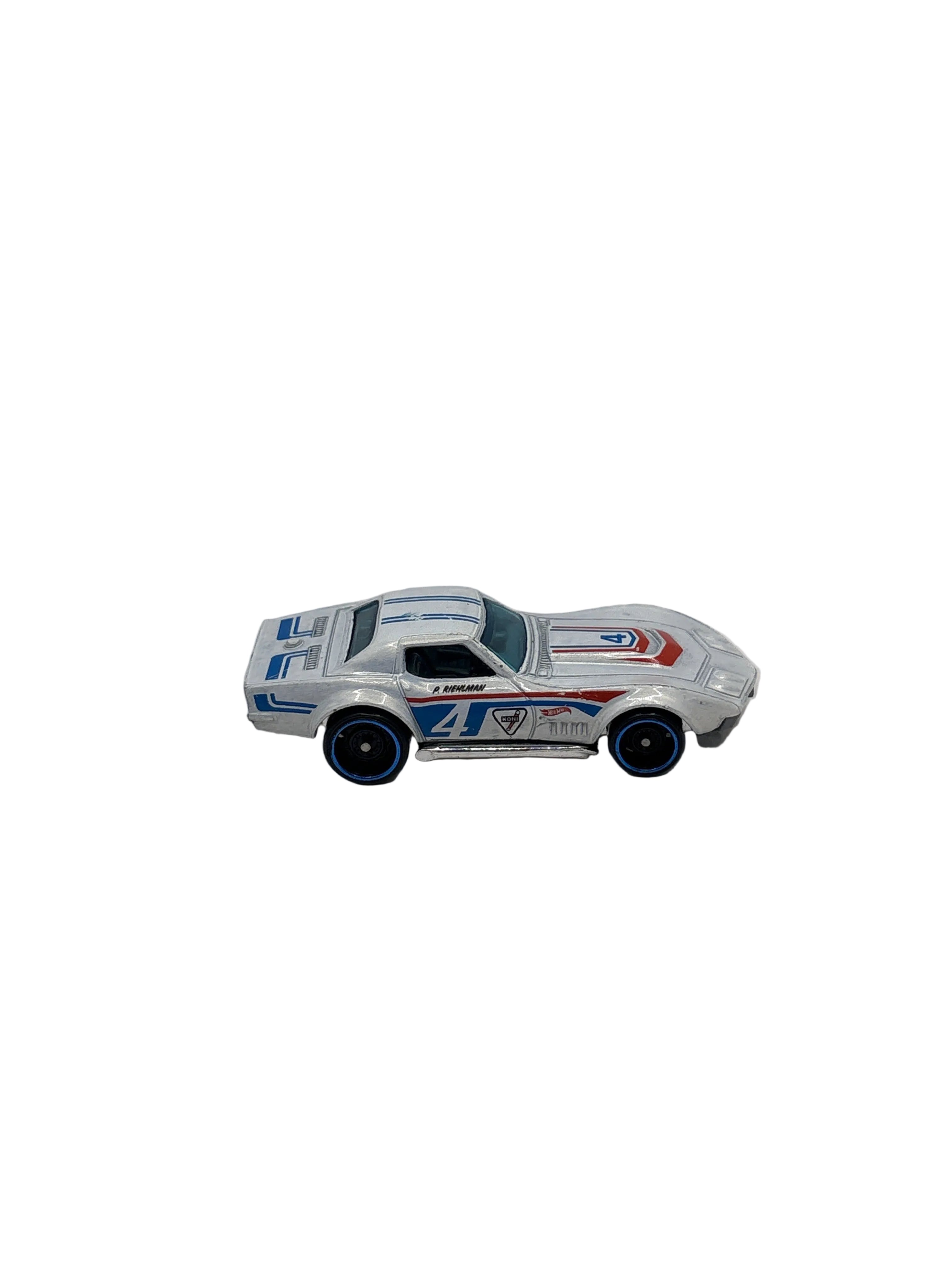 Hot Wheels 69 COPO Corvette Diecast white