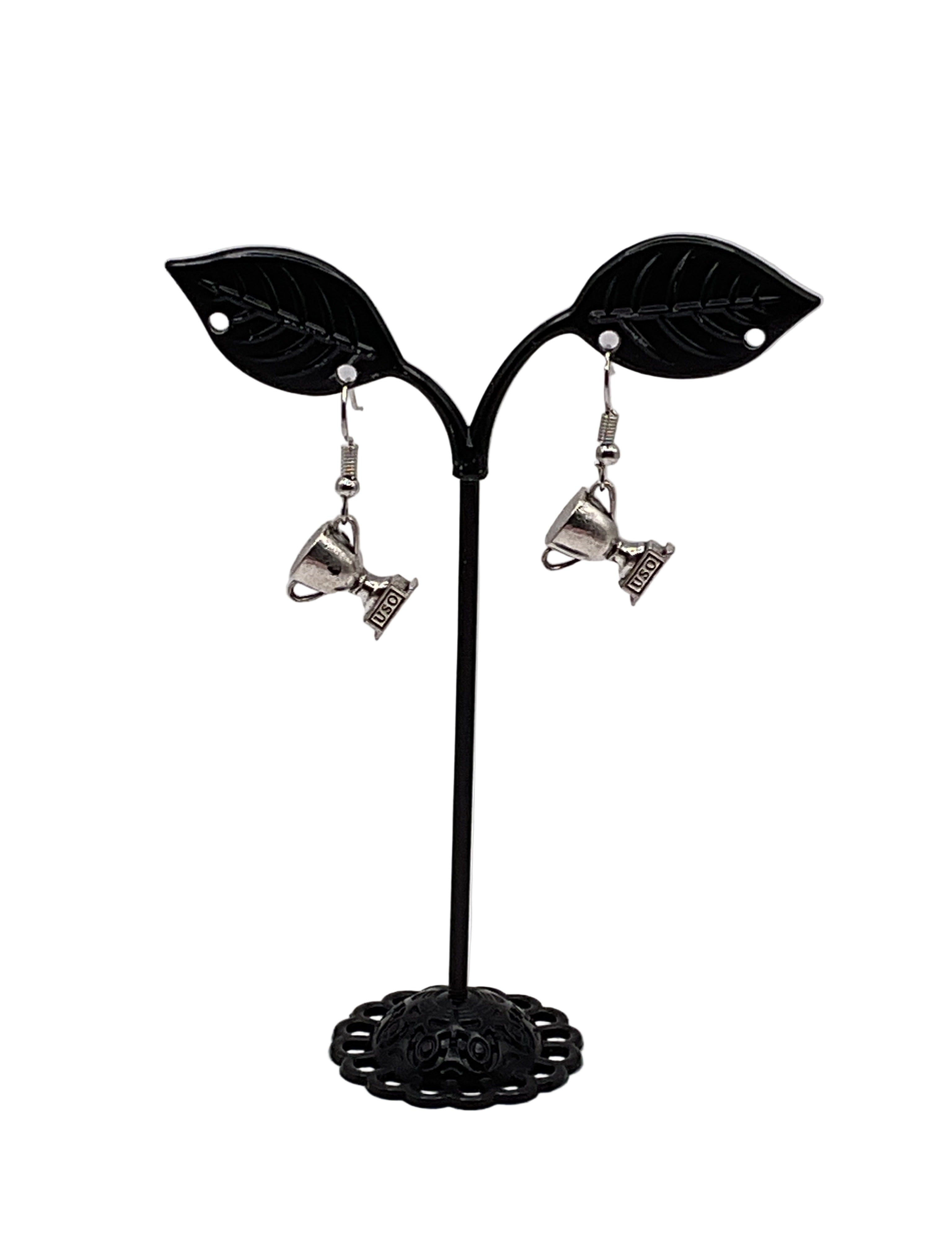 Trophy earrings