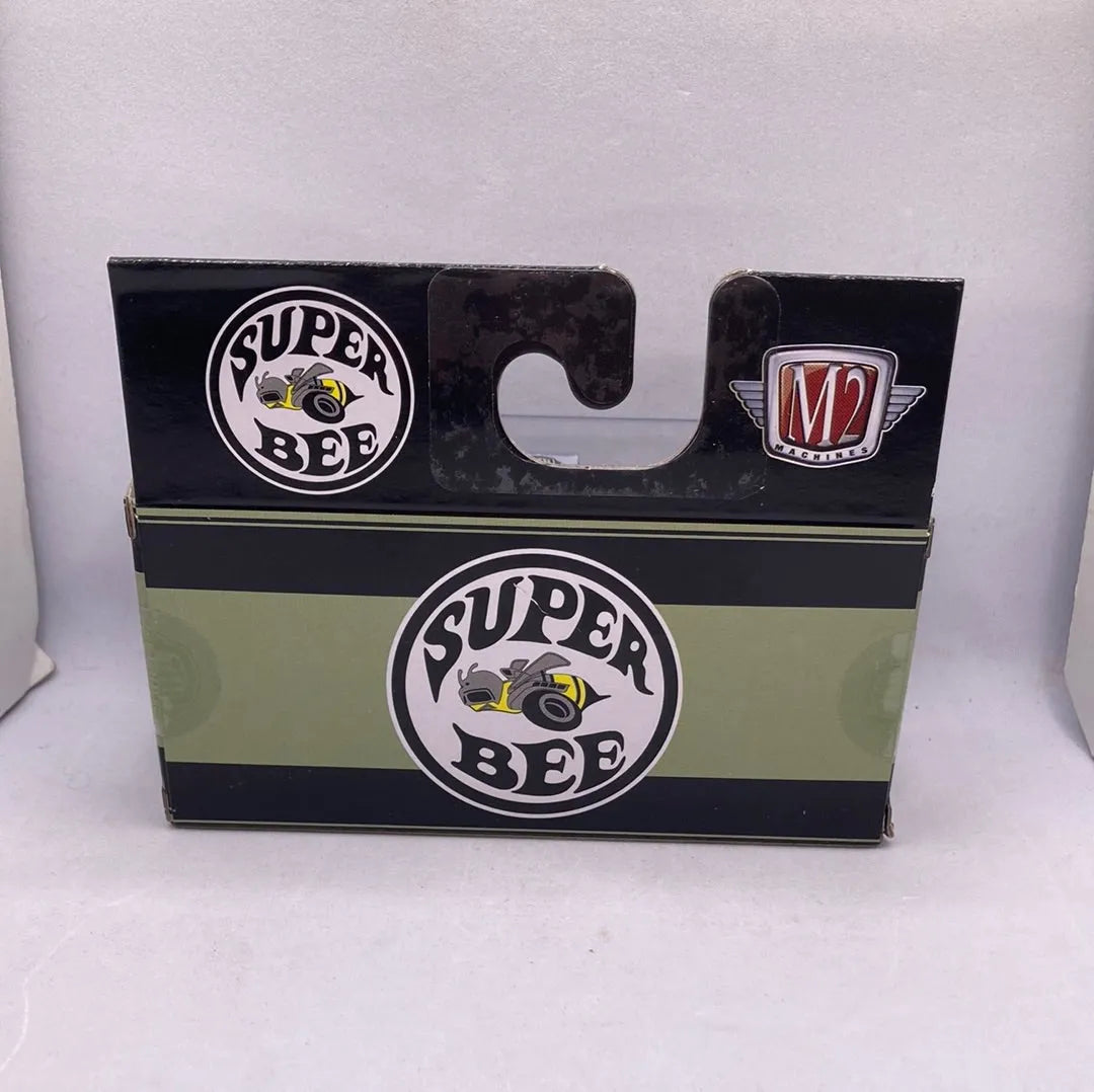 M2 1971 Dodge Charger Super Bee Diecast