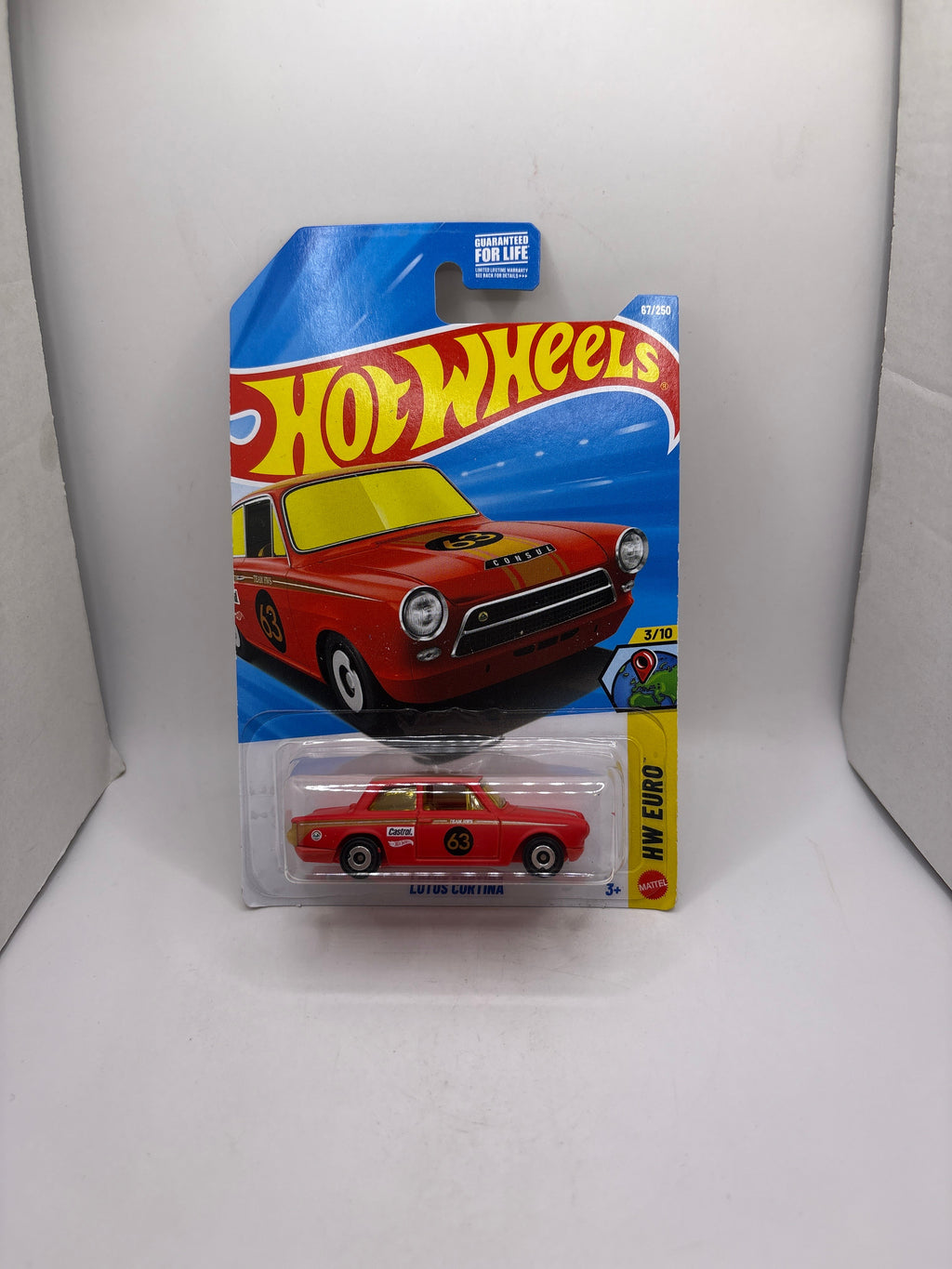 Hot Wheels Lotus Cortina Diecast red