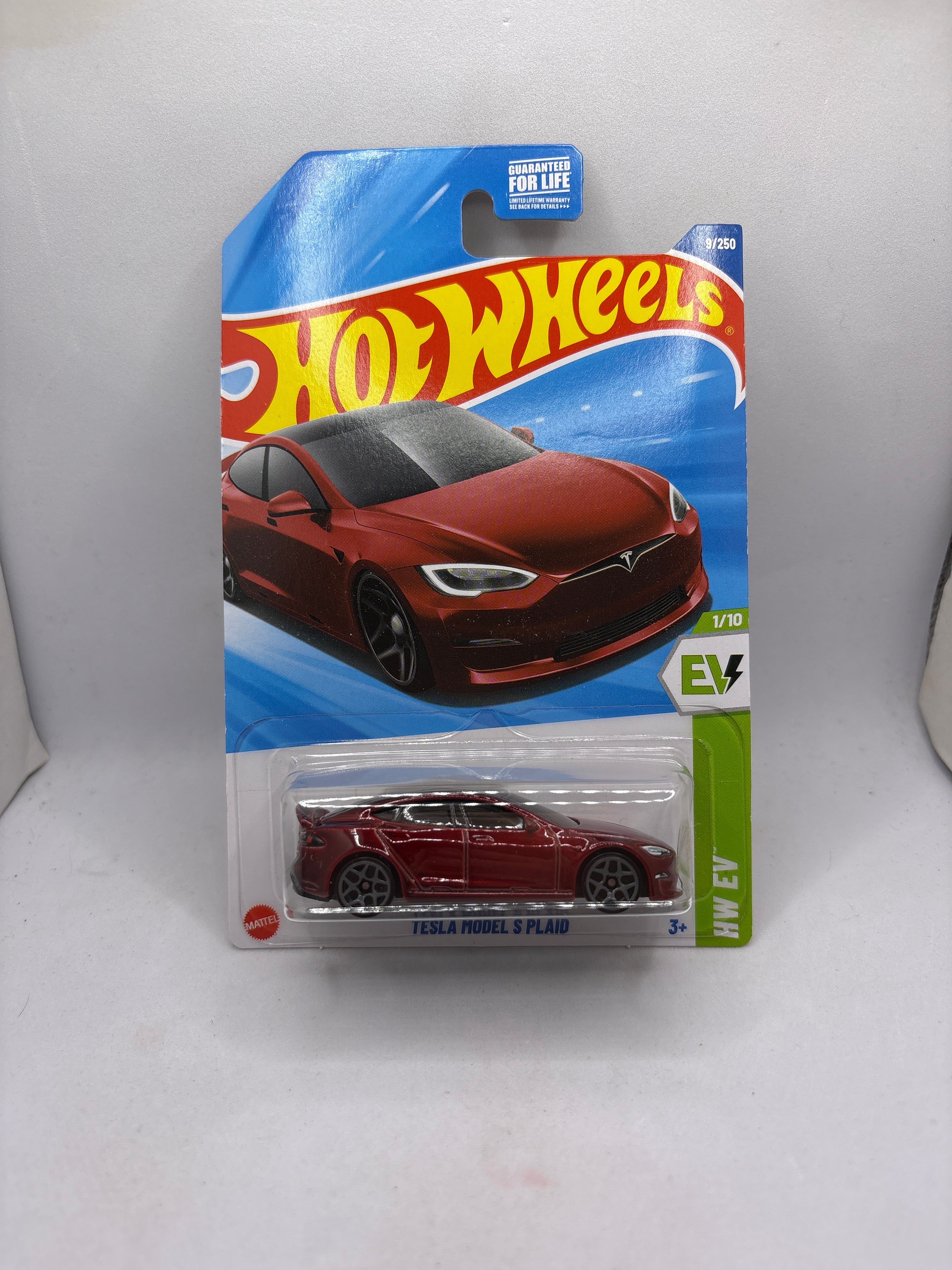 Hot Wheels Tesla Model S Plaid Diecast