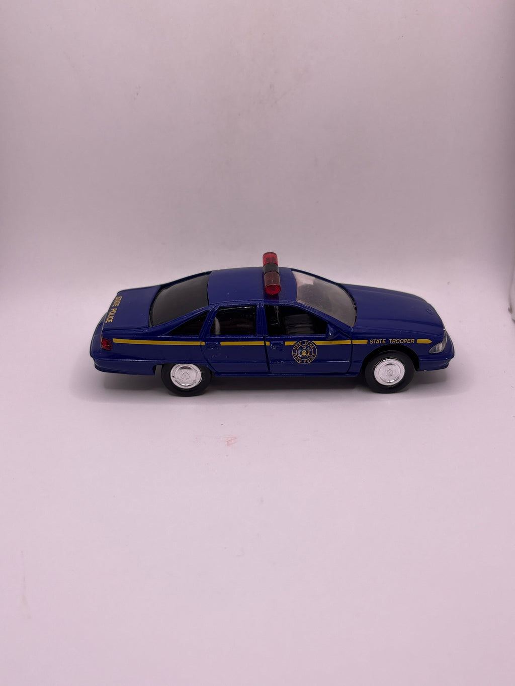 Road Champs Chevrolet Caprice Diecast