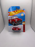 Hot Wheels Austin Mini Cooper S Diecast red