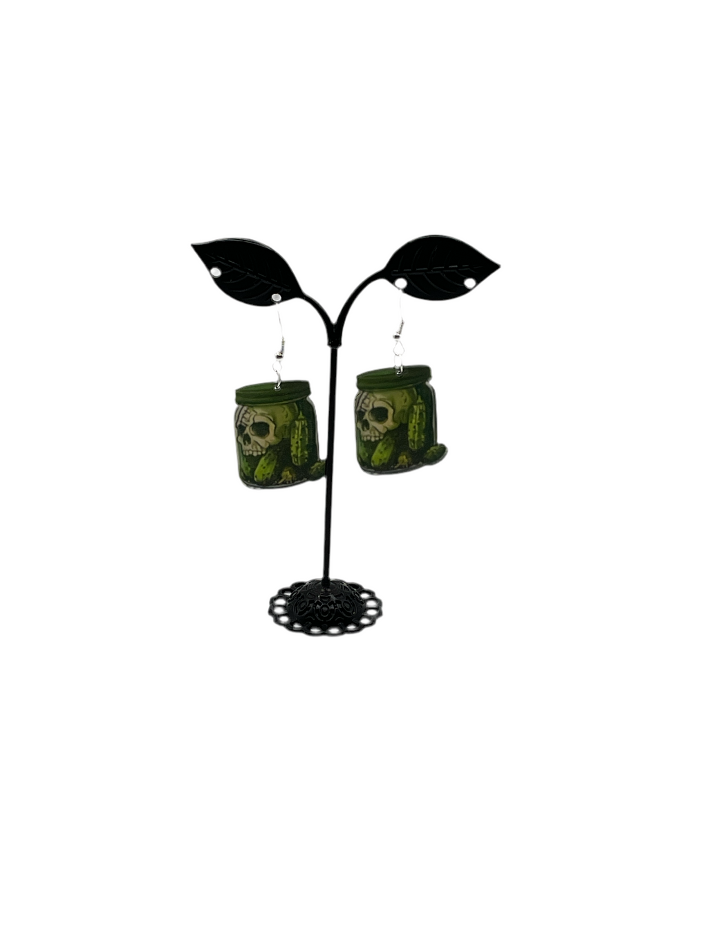 Pickle skull earrings
