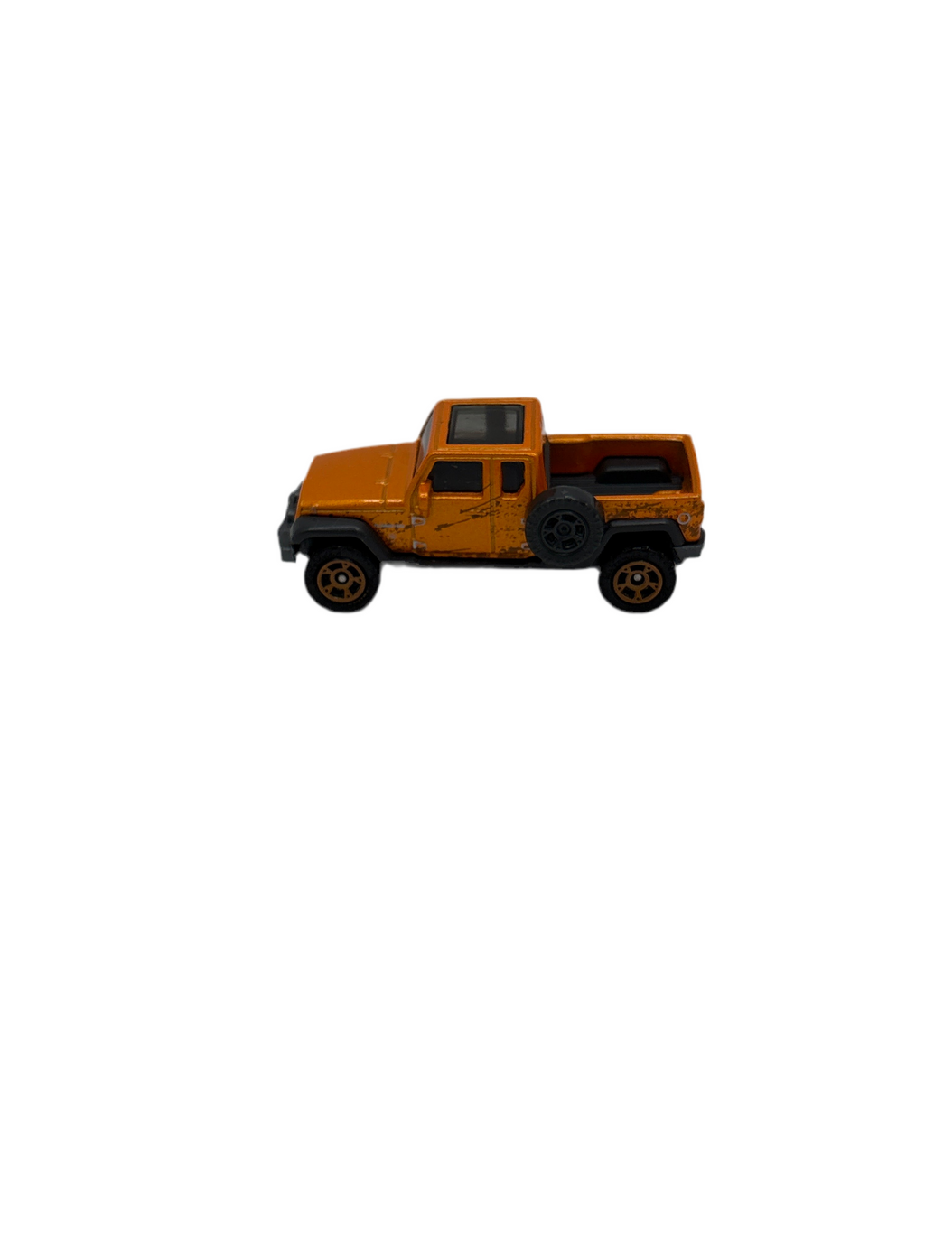 Matchbox 17 Jeep Gladiator Diecast orange
