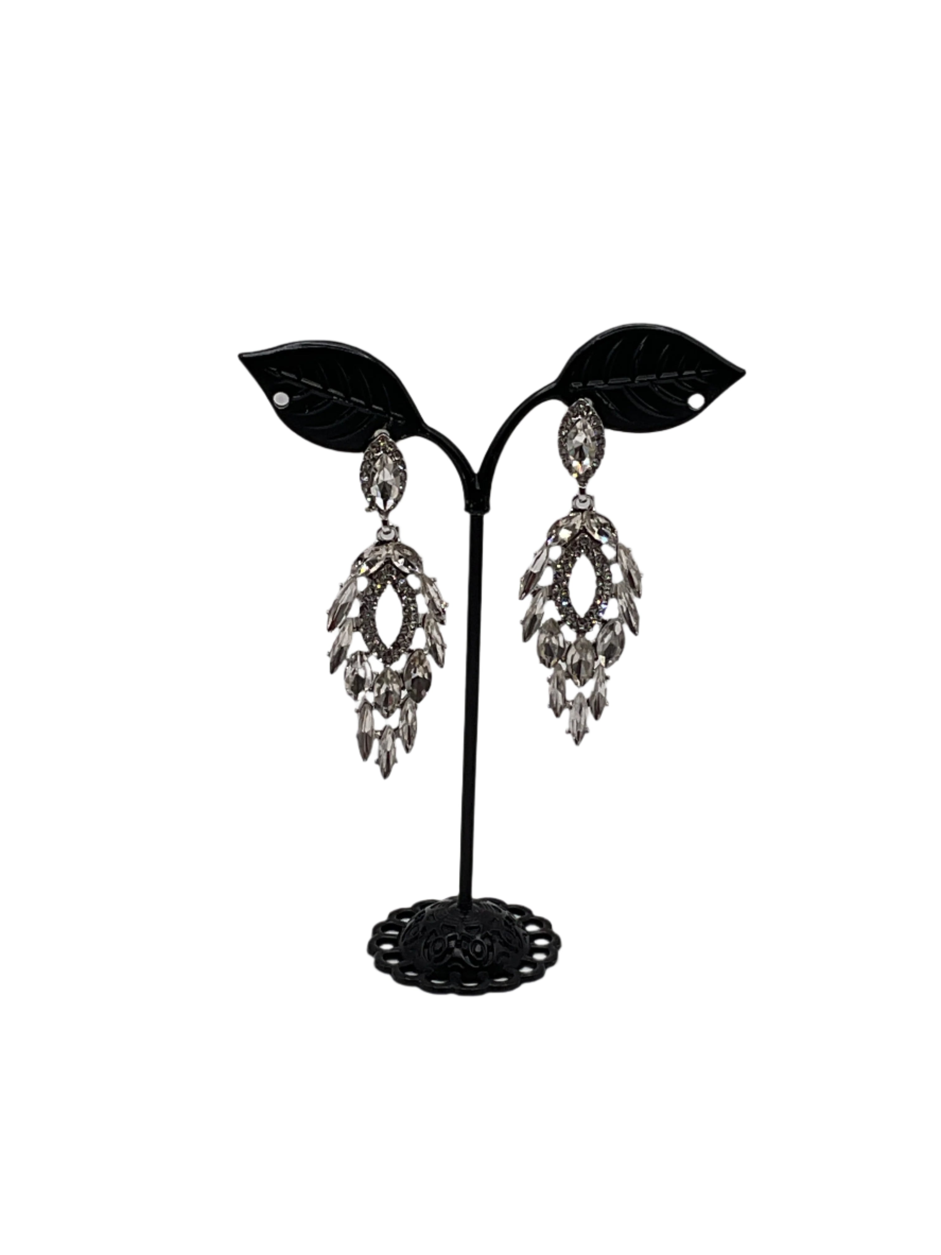 Shiny crystal earrings 1