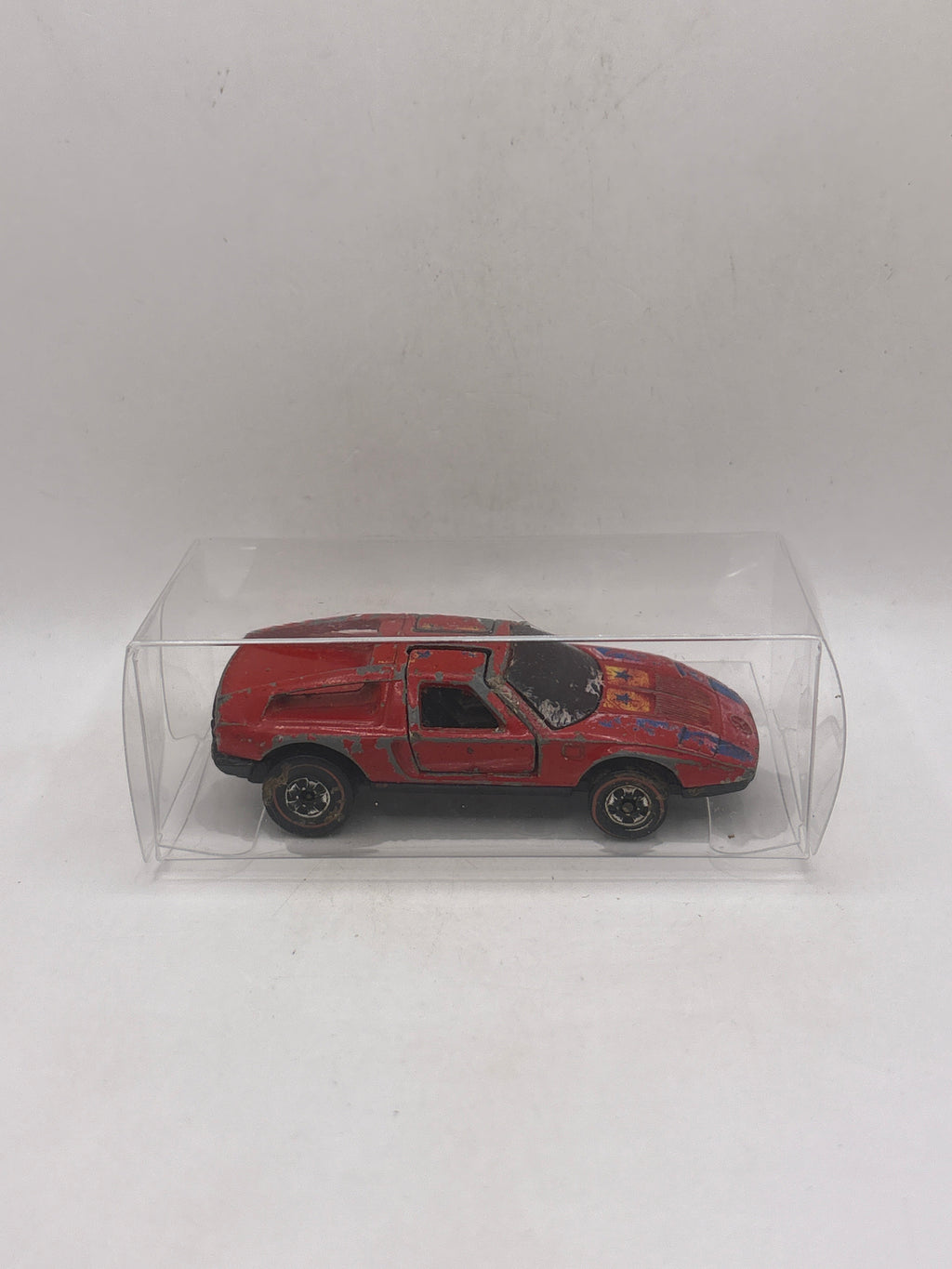 Hot Wheels Mercedes-Benz C-111 Diecast red