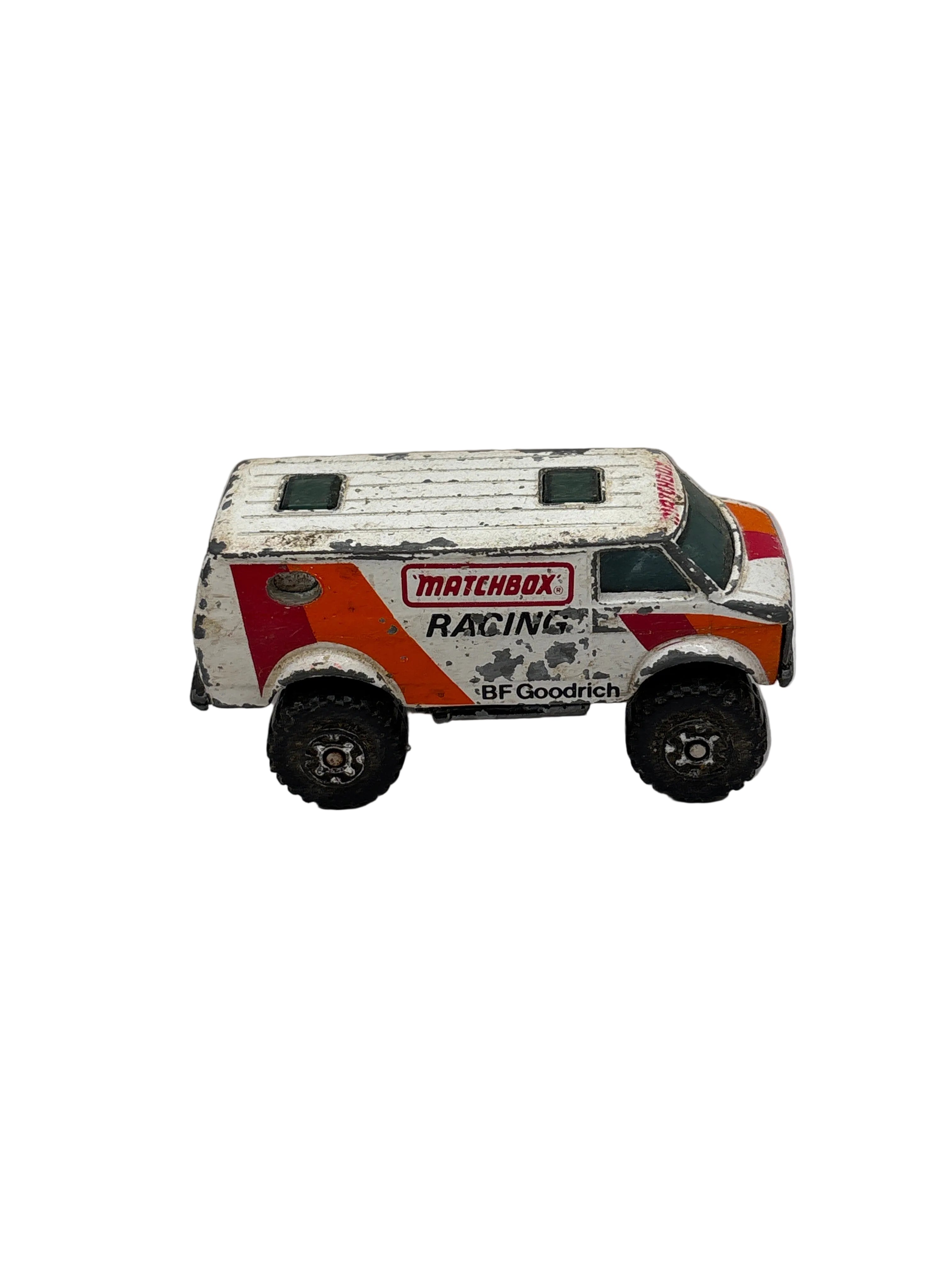 Matchbox 4x4 Chevy Van Diecast white