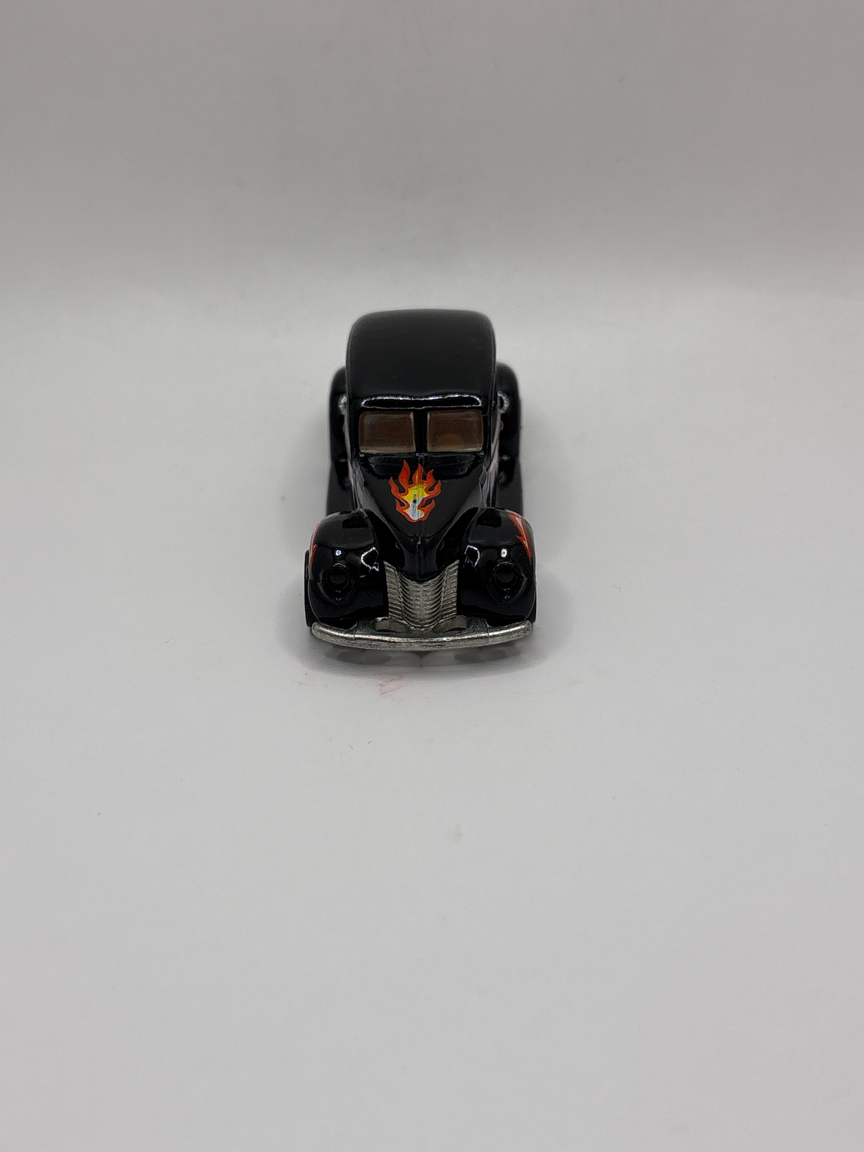 Hot Wheels 40 Ford 2-Door Diecast