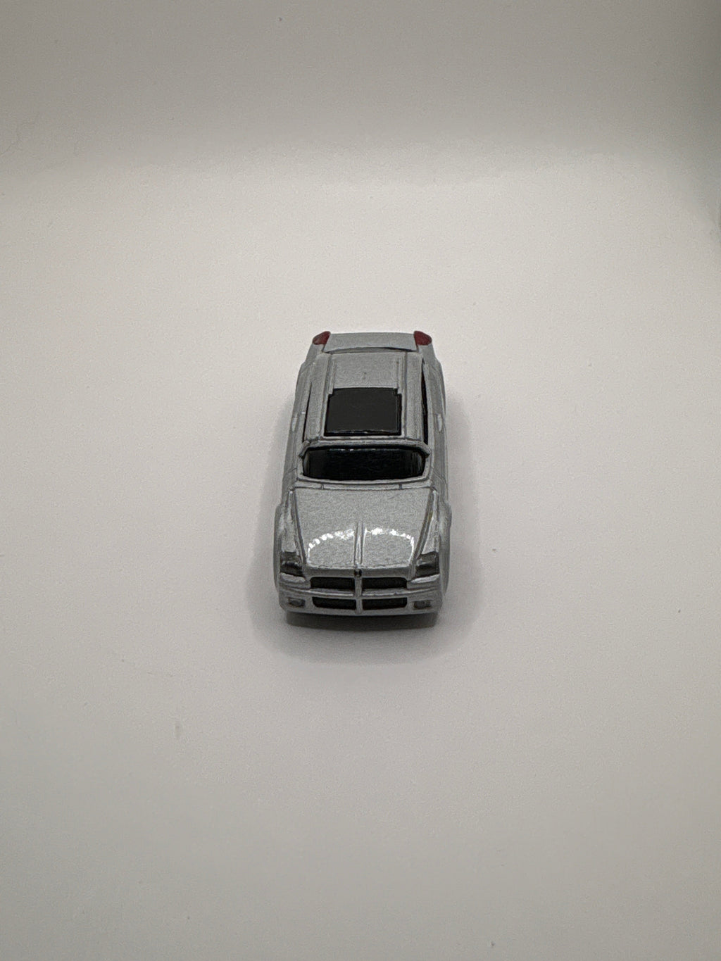 Maisto 2001 Dodge Super 8 Hemi Concept Diecast