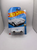 Hot Wheels 72 Stingray Convertible Diecast white