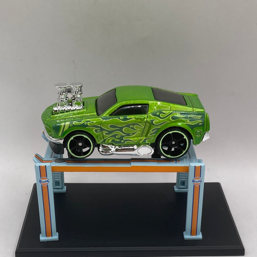 Hot Wheels 68 Mustang Diecast
