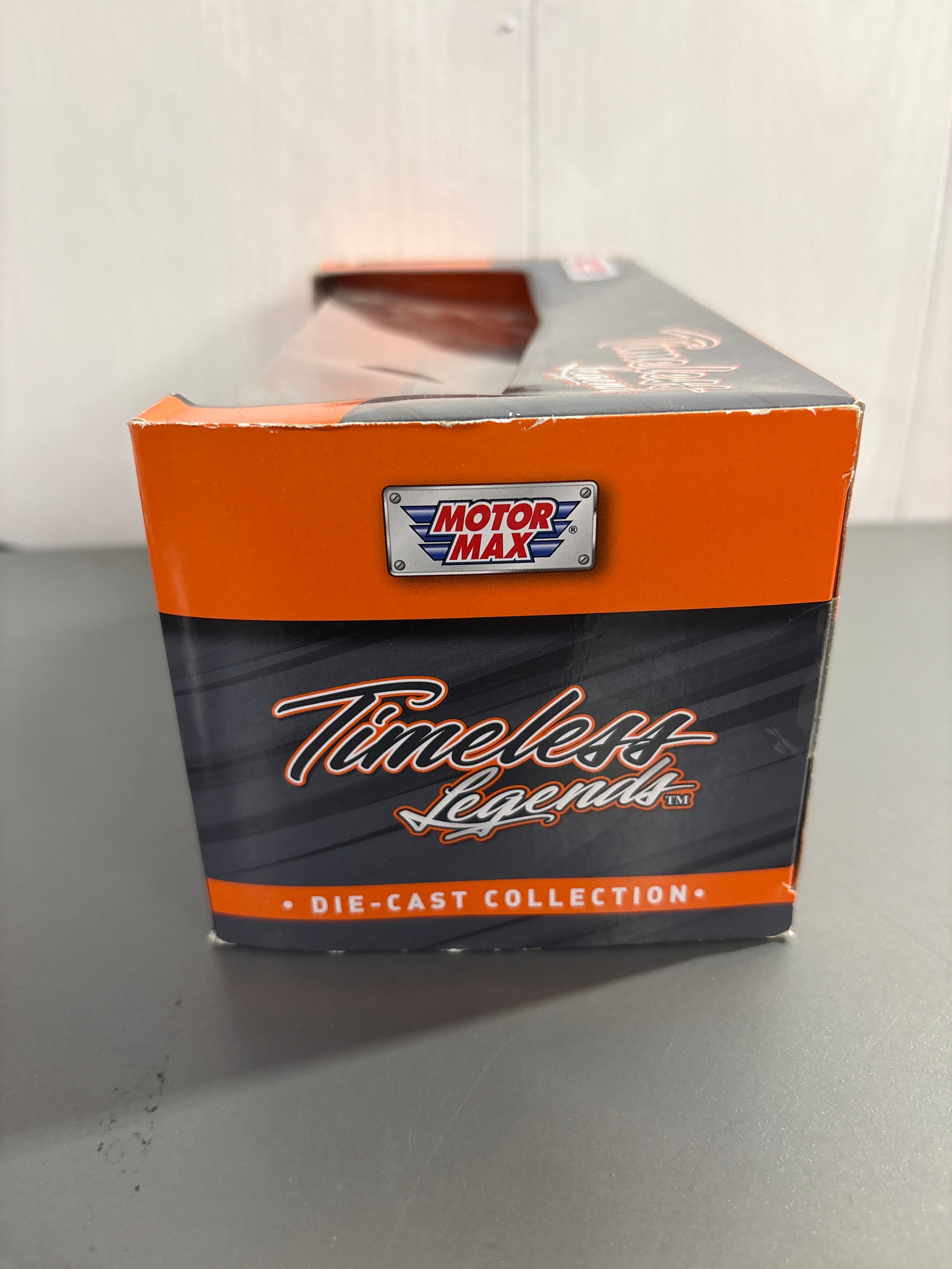 Motor Max 1949 Mercury Coupe Diecast