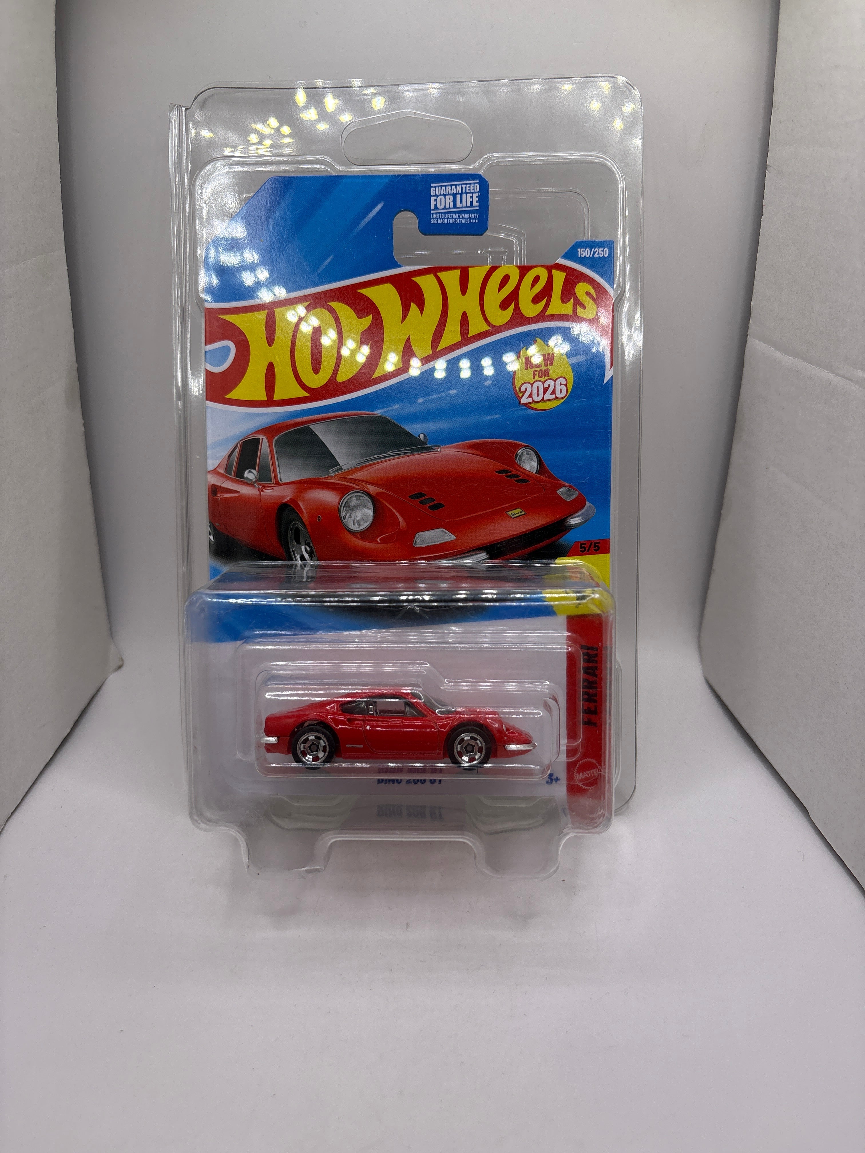 Hot Wheels Dino 206 GT Diecast red
