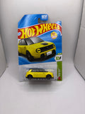 Hot Wheels Custom 2020 Honda e Diecast yellow