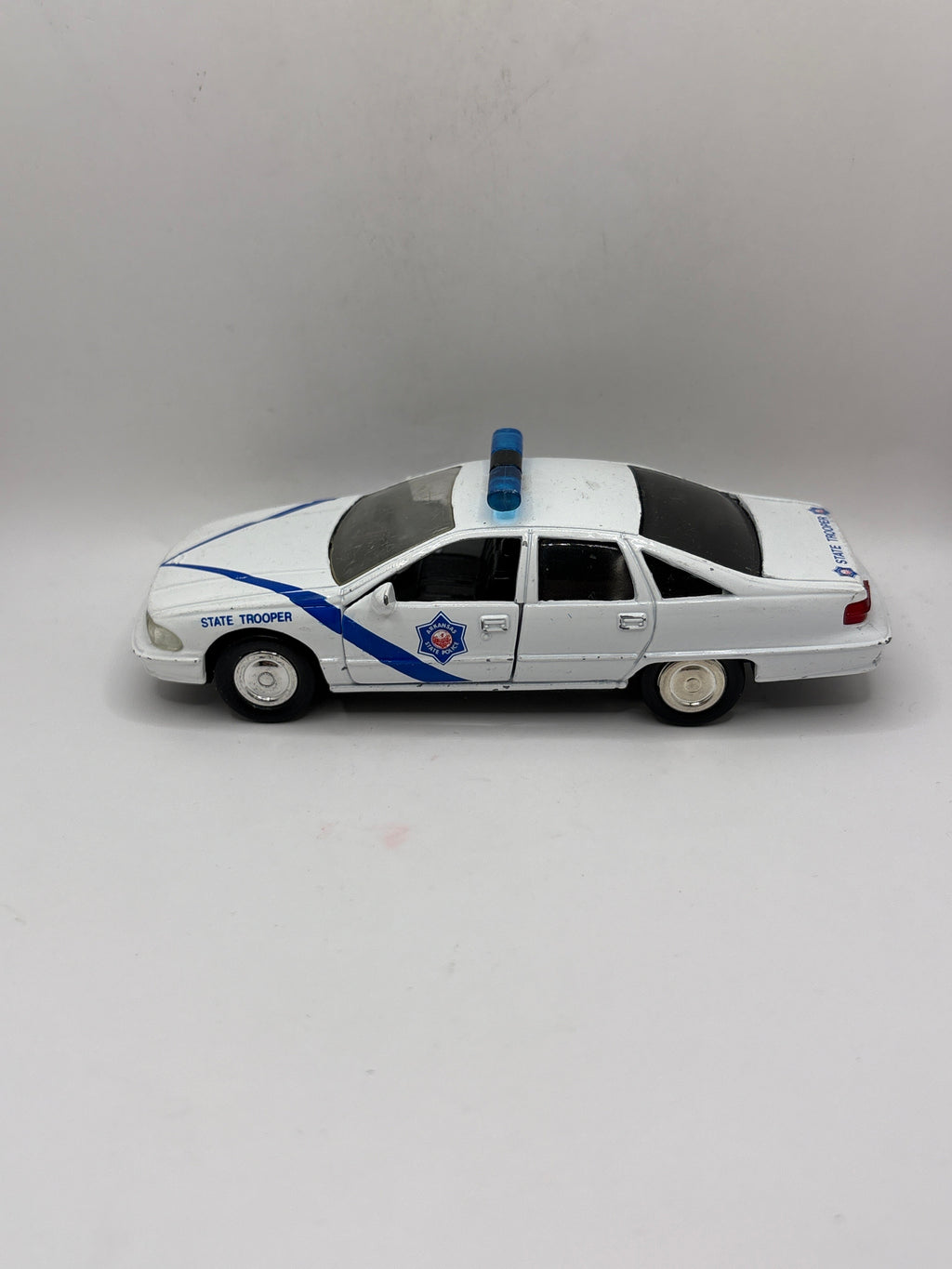Road Champs Chevrolet Caprice Diecast