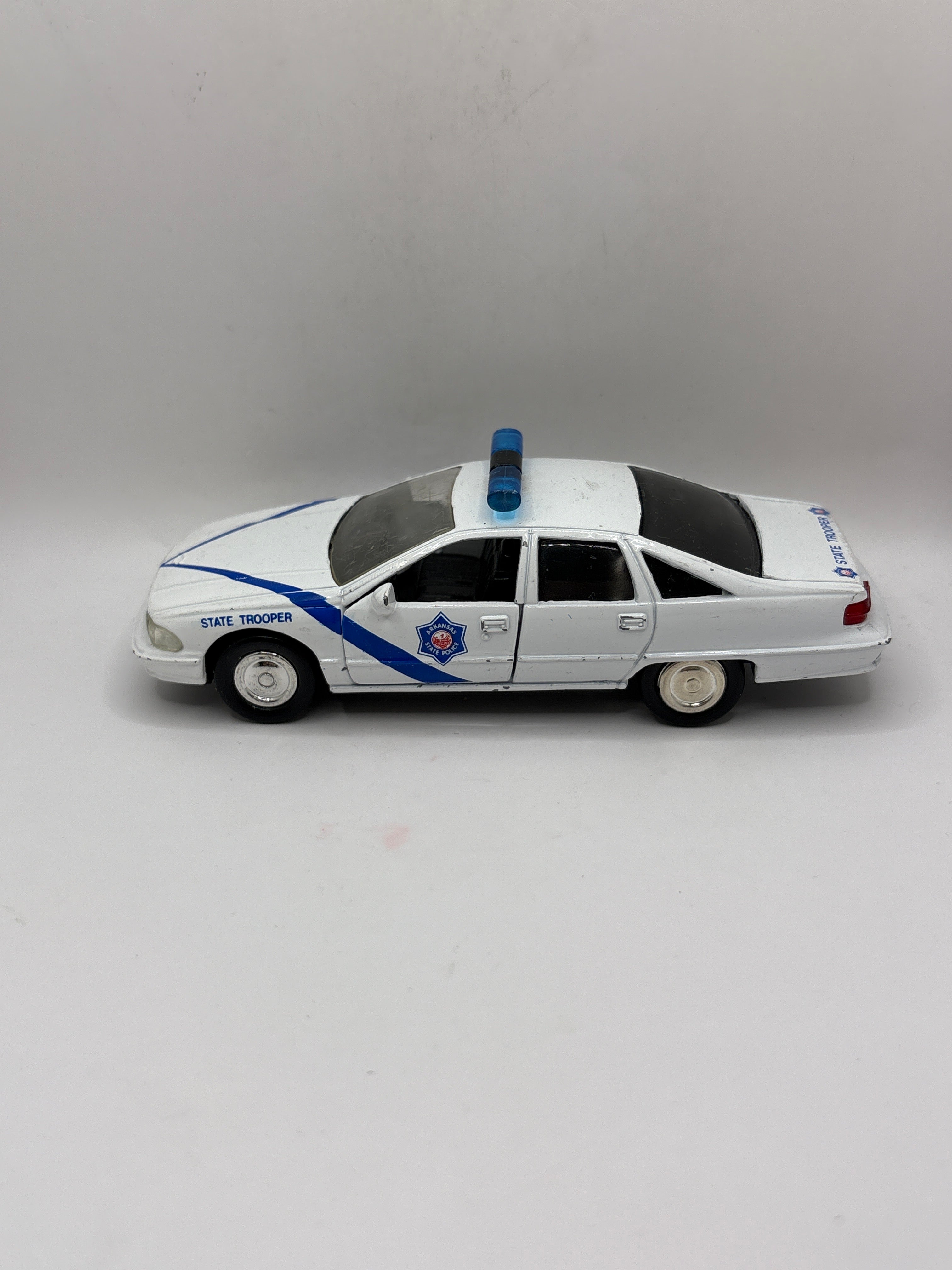 Road Champs Chevrolet Caprice Diecast