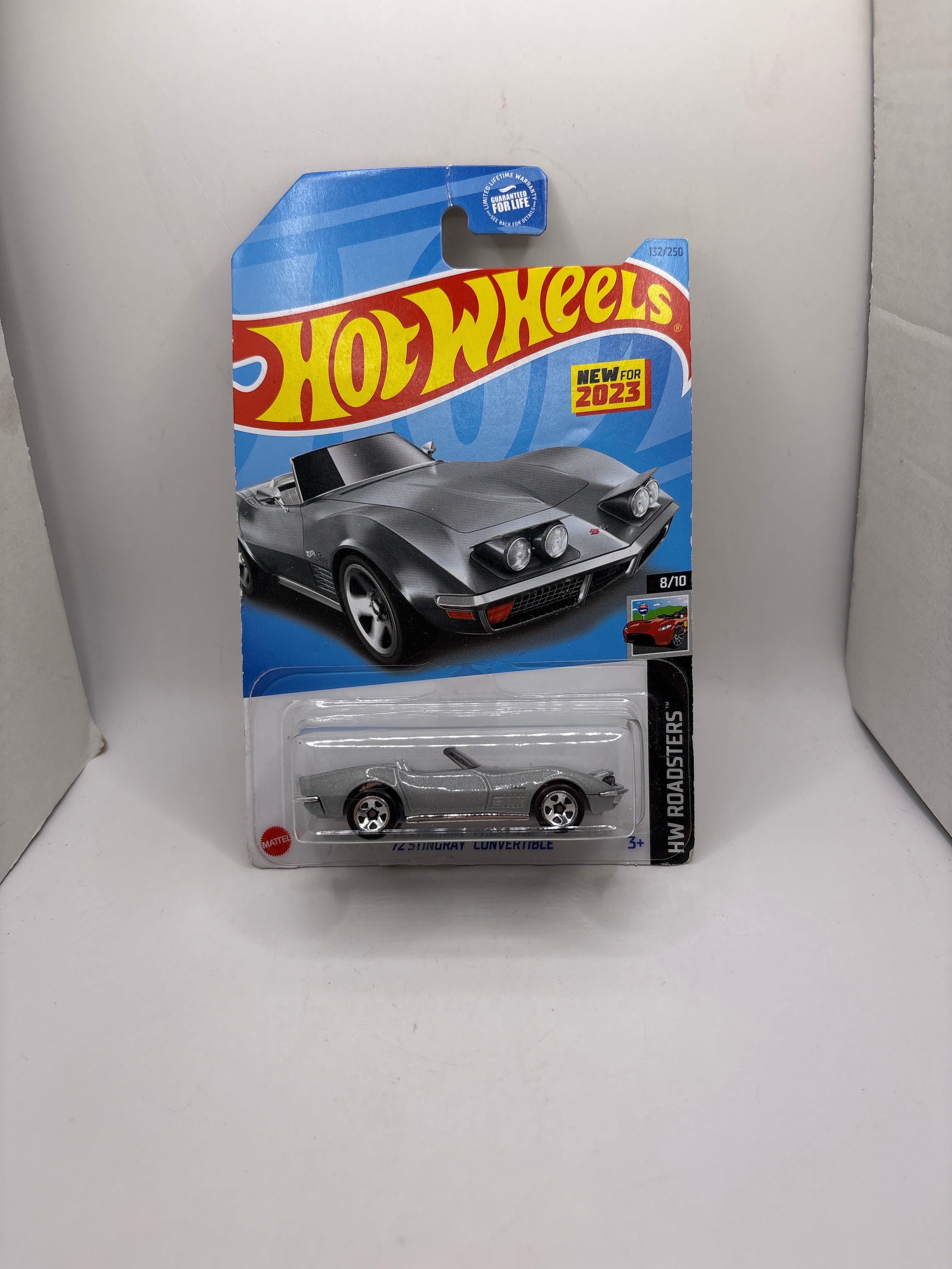 Hot Wheels 72 Stingray Convertible Diecast