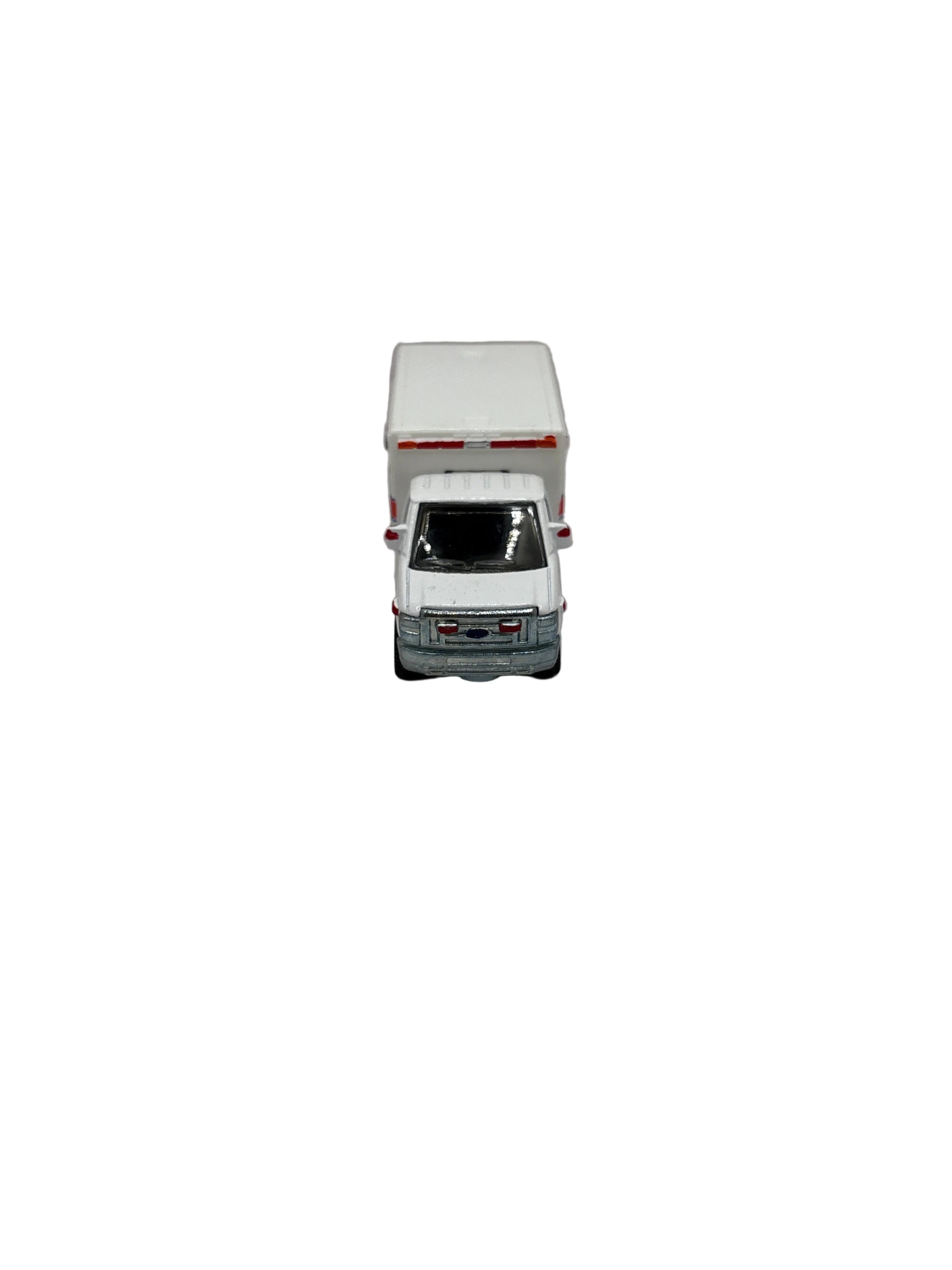 Matchbox 2009 Ford E-350 Ambulance Diecast white