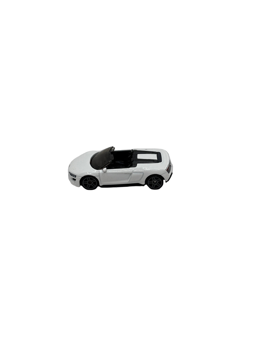 Hot Wheels 2019 Audi R8 Spyder Diecast white