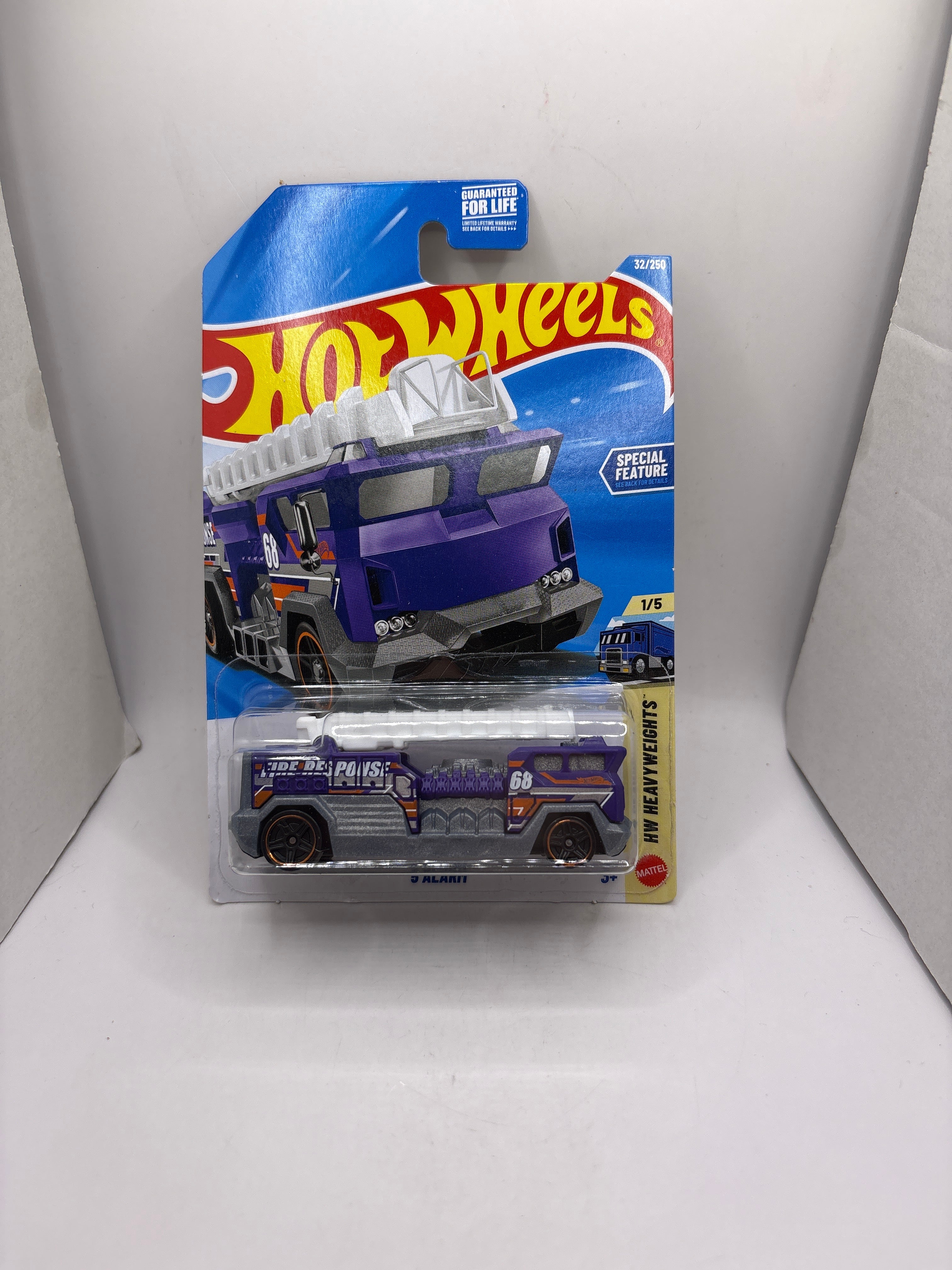 Hot Wheels 5 Alarm Diecast