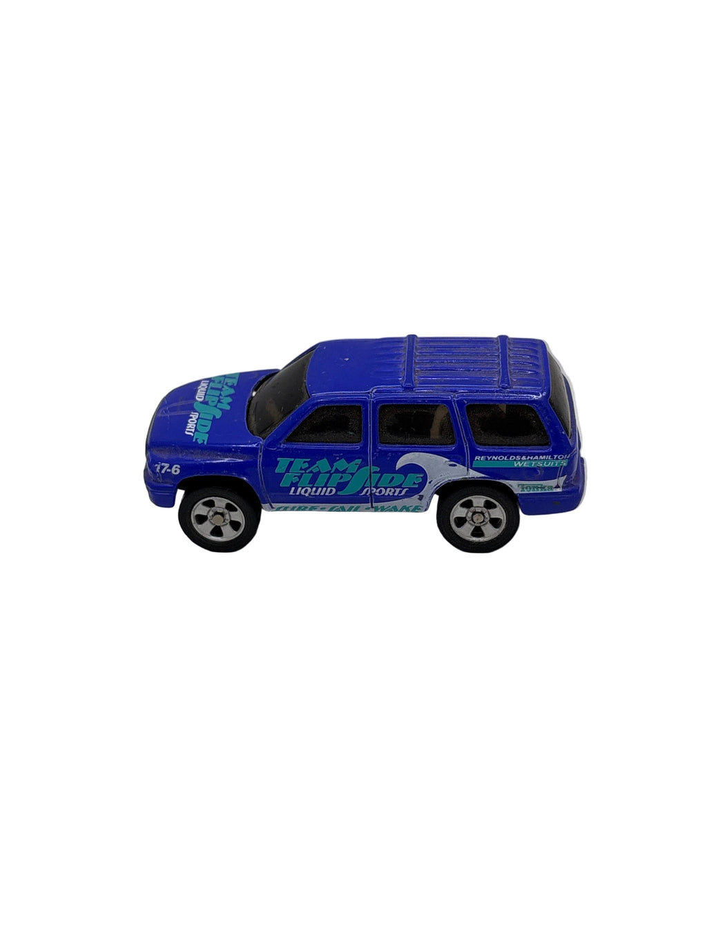 Maisto Dodge Durango Diecast blue