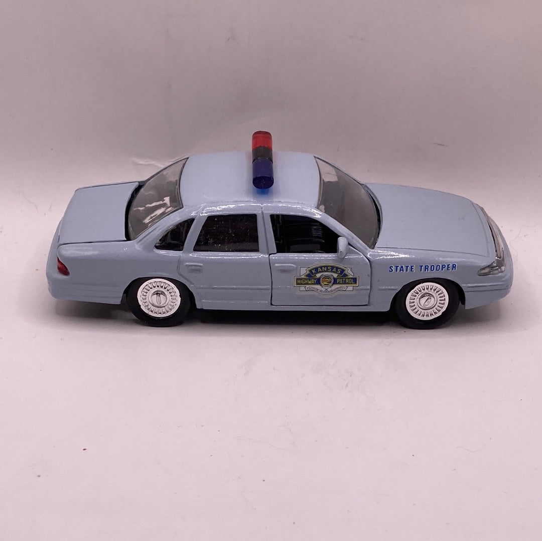 Road Champs Crown Victoria Diecast