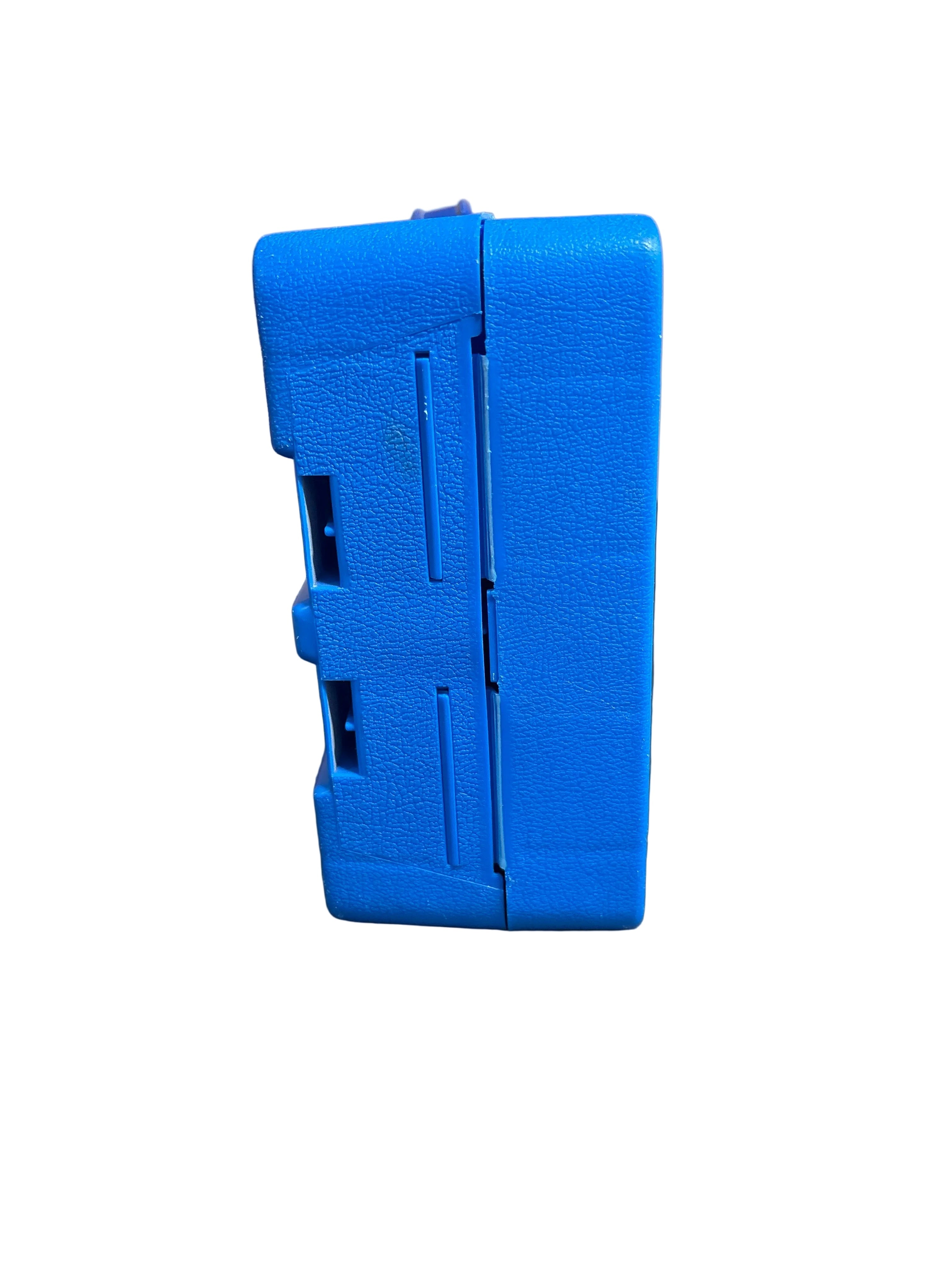 Kenner Fast 111’s Collector’s Case Diecast blue
