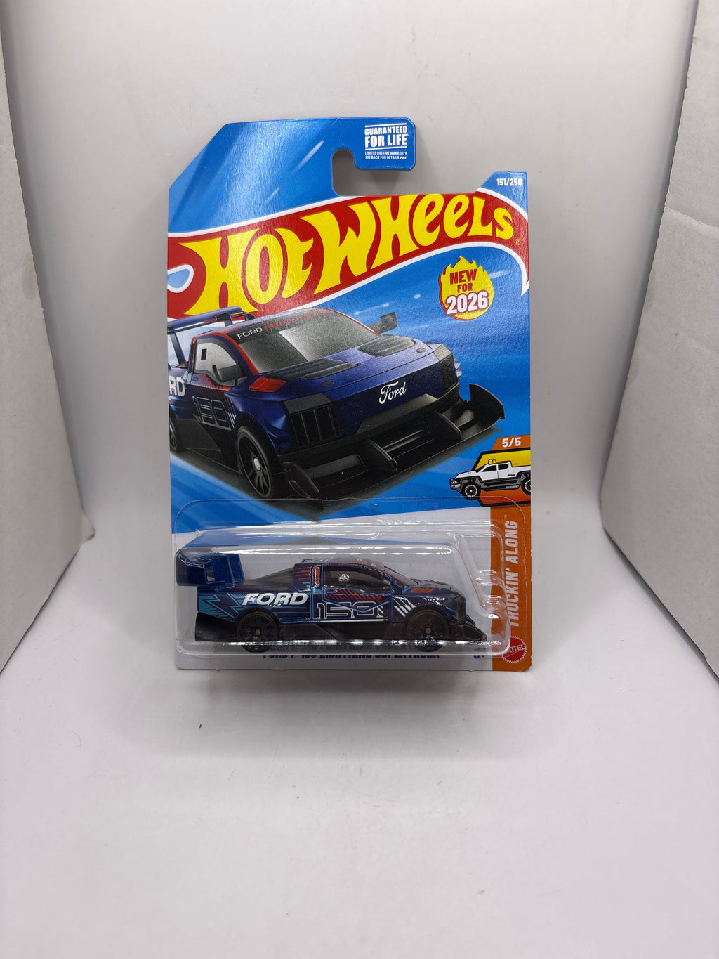 Hot Wheels Ford F-150 Lightning Supertruck Diecast blue
