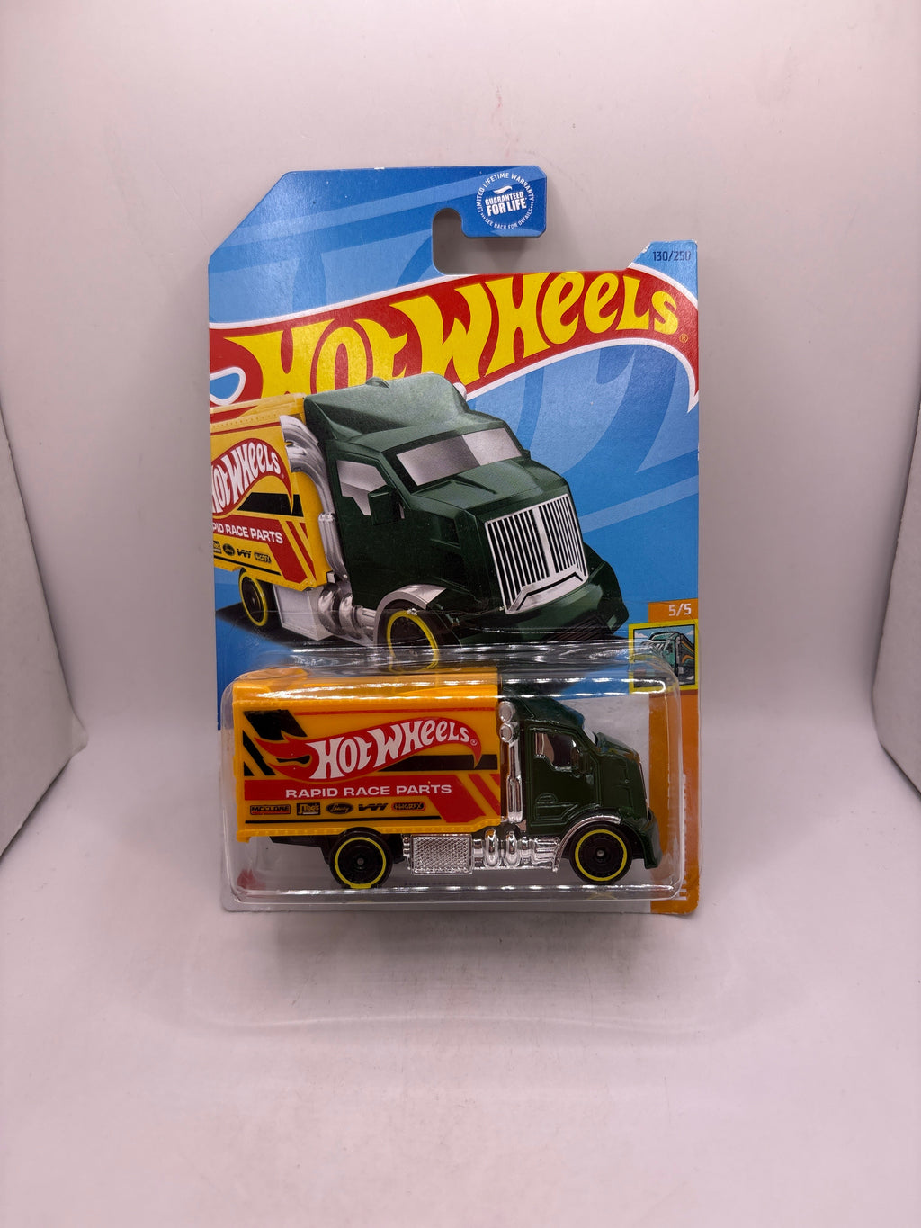 Hot Wheels Hiway Hauler 2 Diecast
