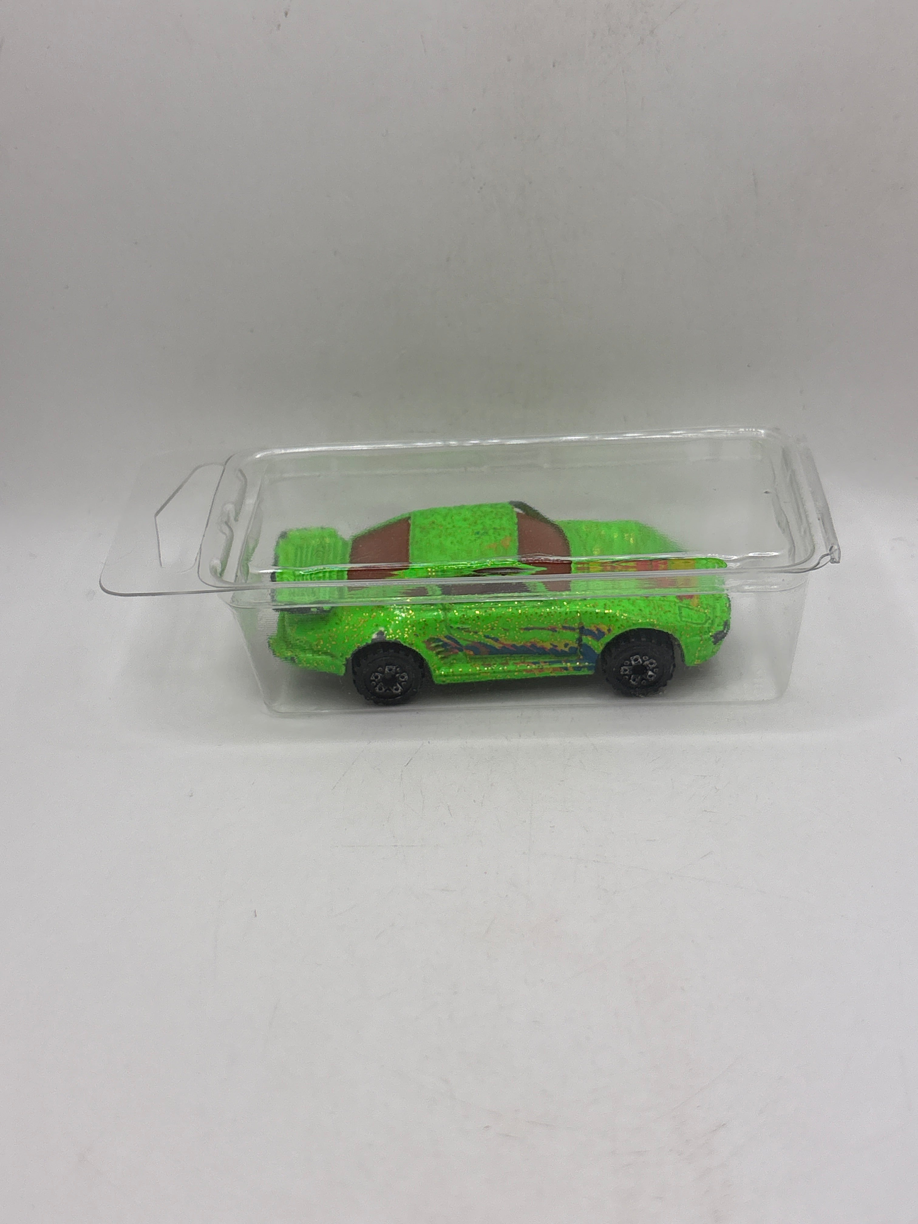 Hot Wheels Porsche 930 Diecast green