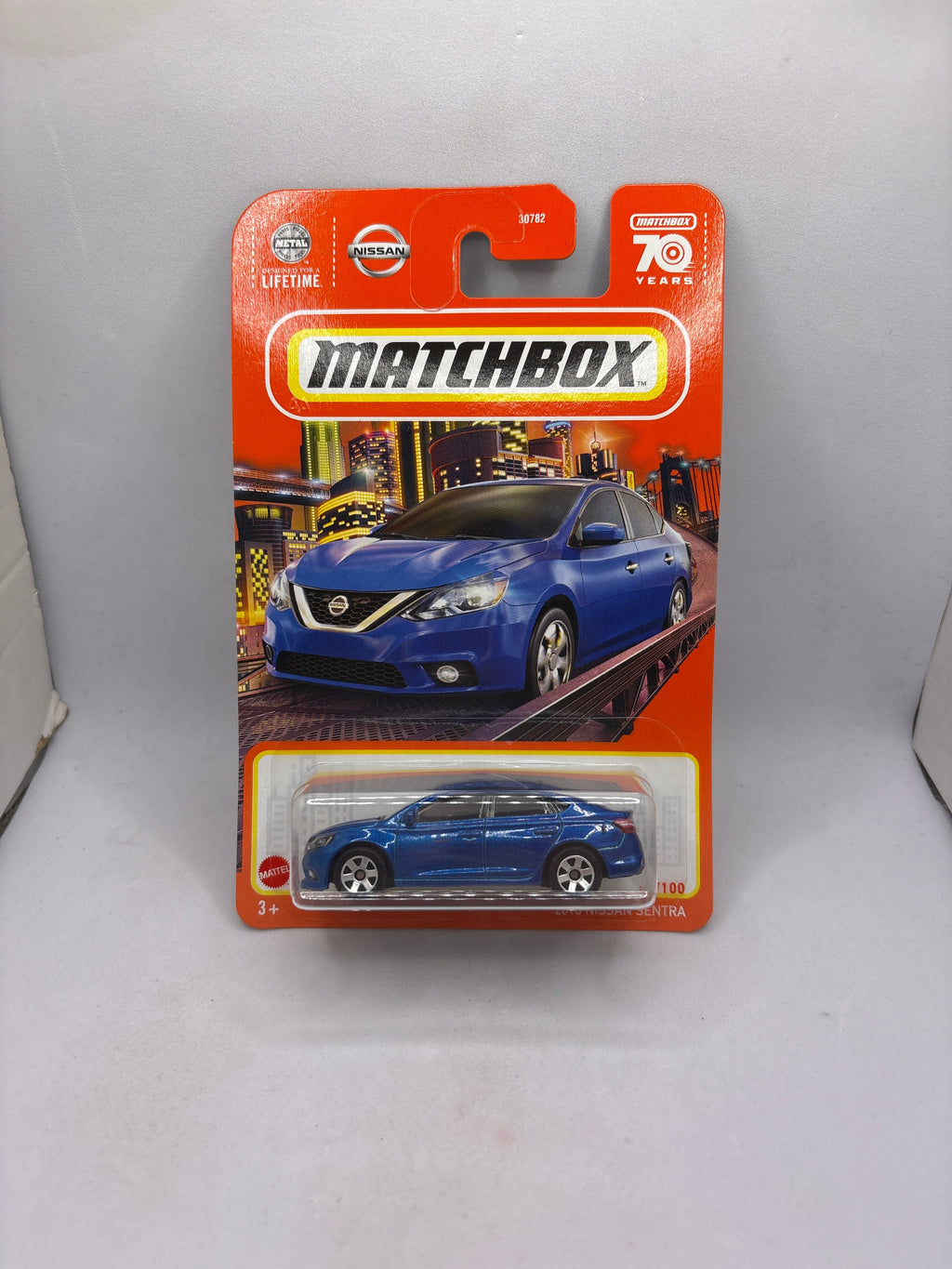 Matchbox 2016 Nissan Sentra Diecast