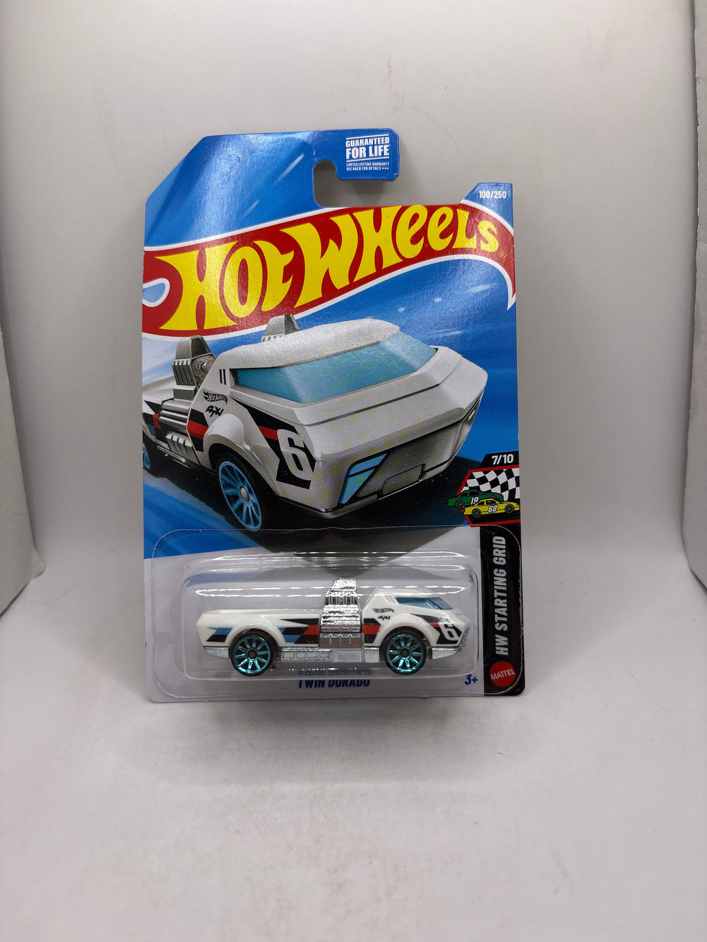 Hot Wheels Twin Dorado Diecast white