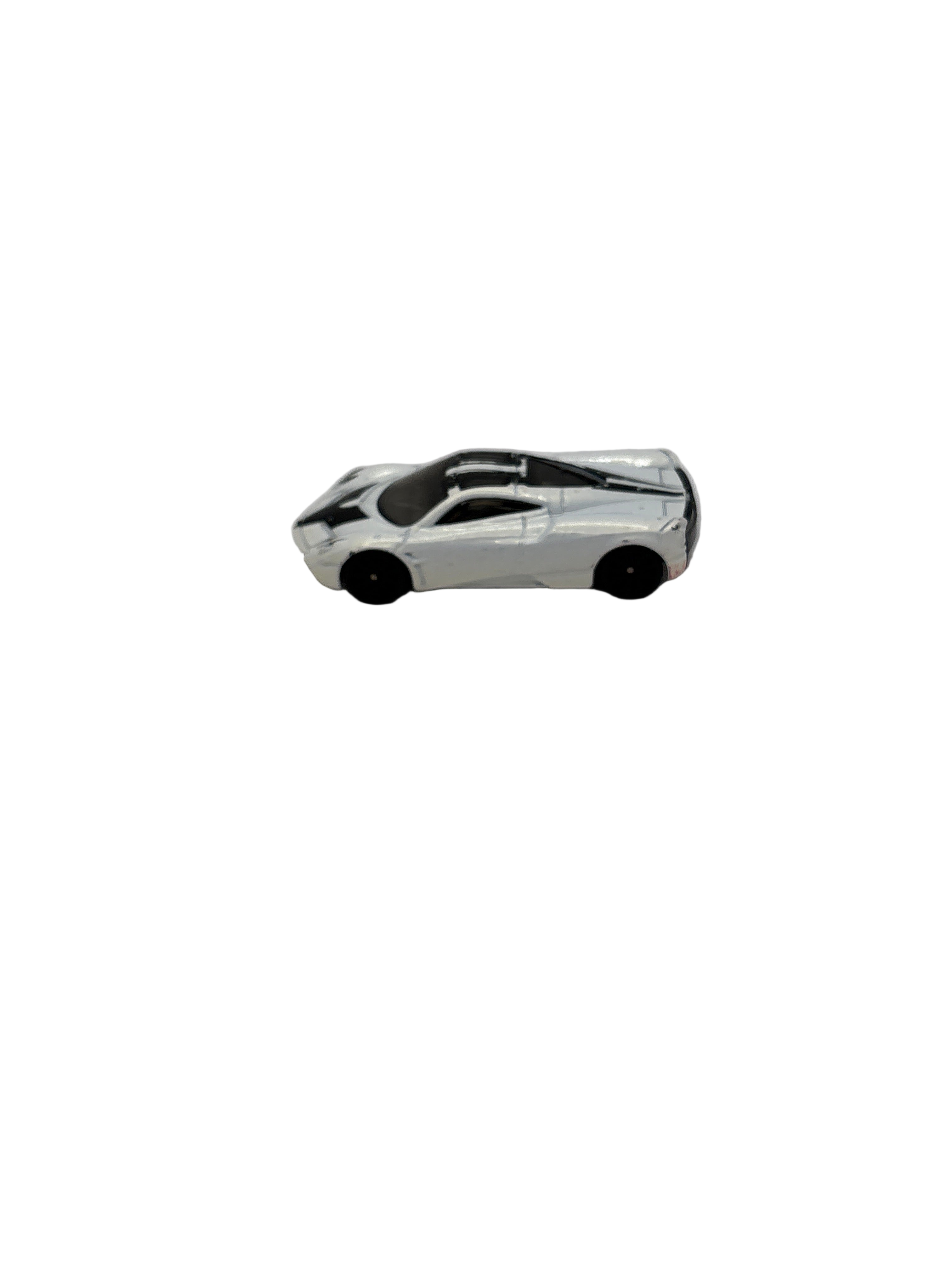 Hot Wheels Pagani Huayra Diecast white