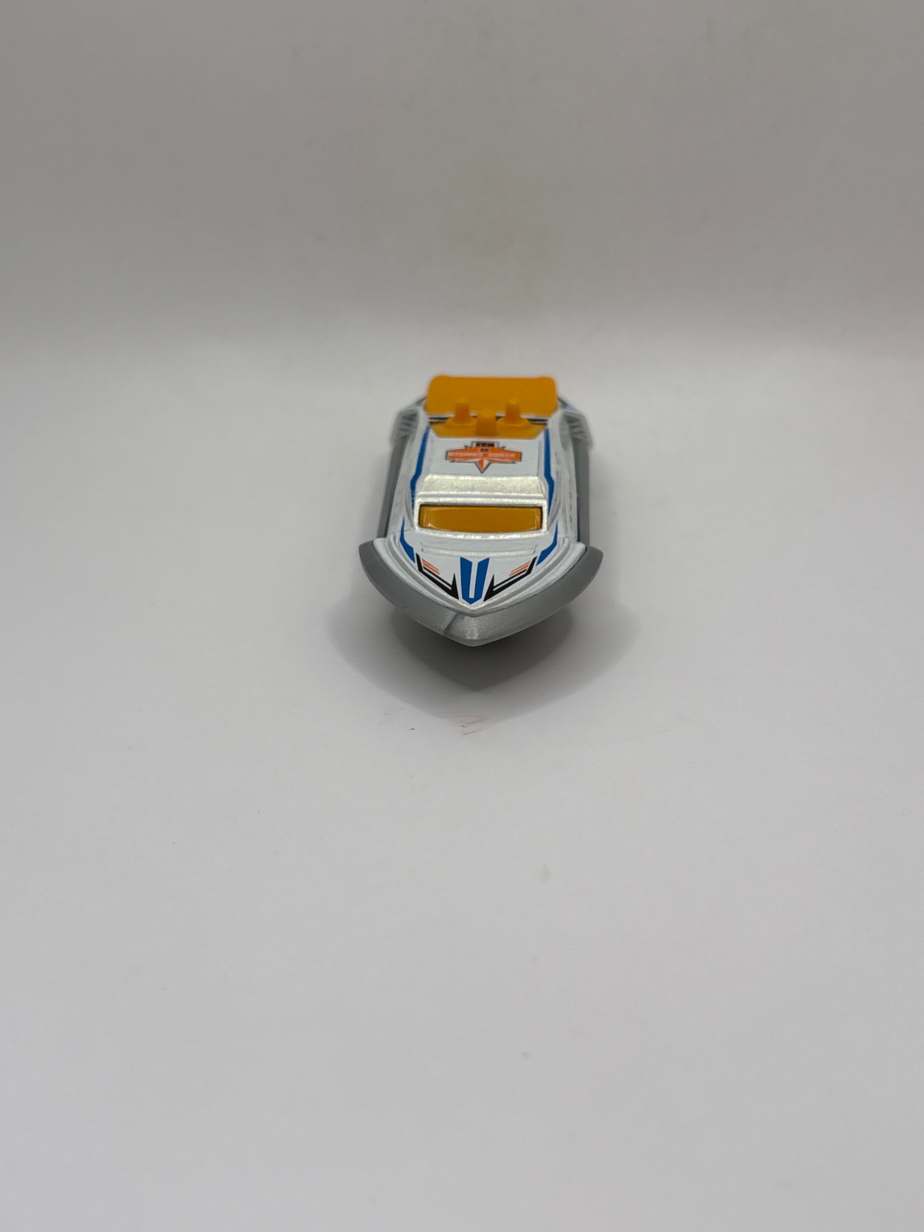 Matchbox Hydro Cruiser Diecast