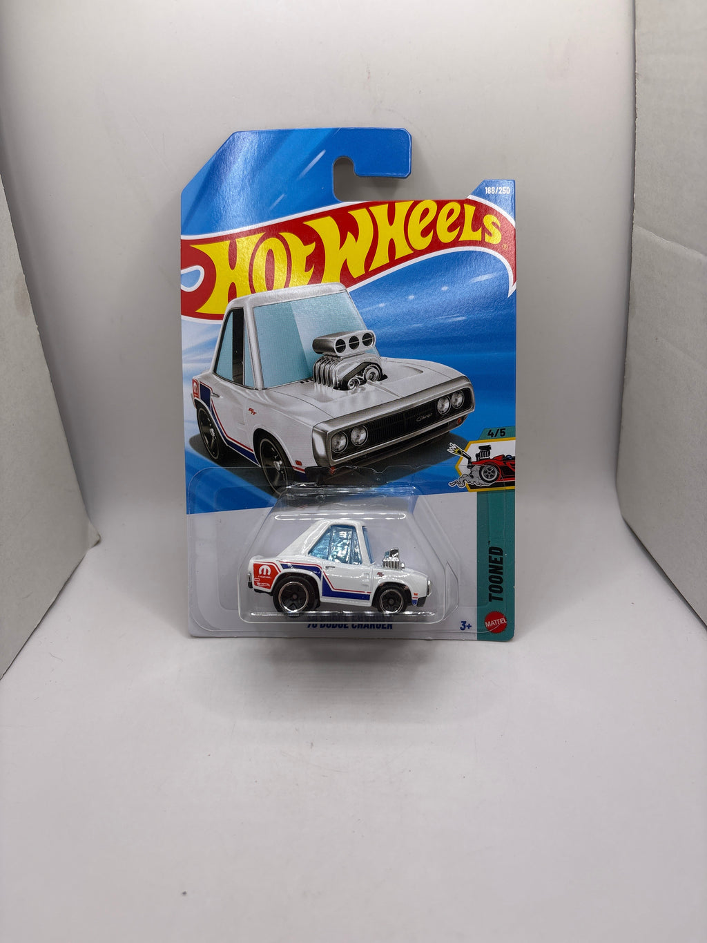 Hot Wheels 70 Dodge Charger Diecast white