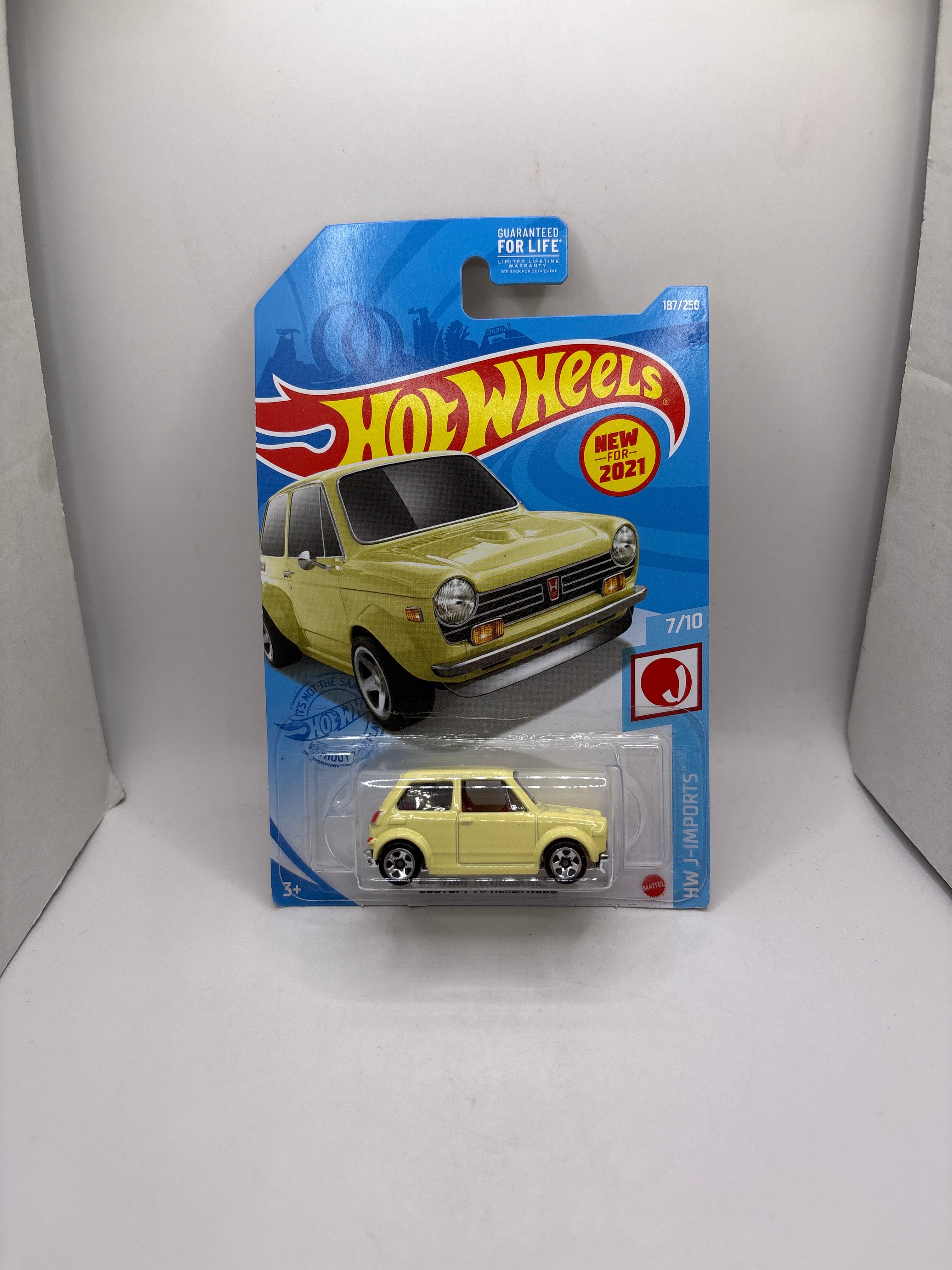 Hot Wheels Custom 70 Honda N600 Diecast yellow
