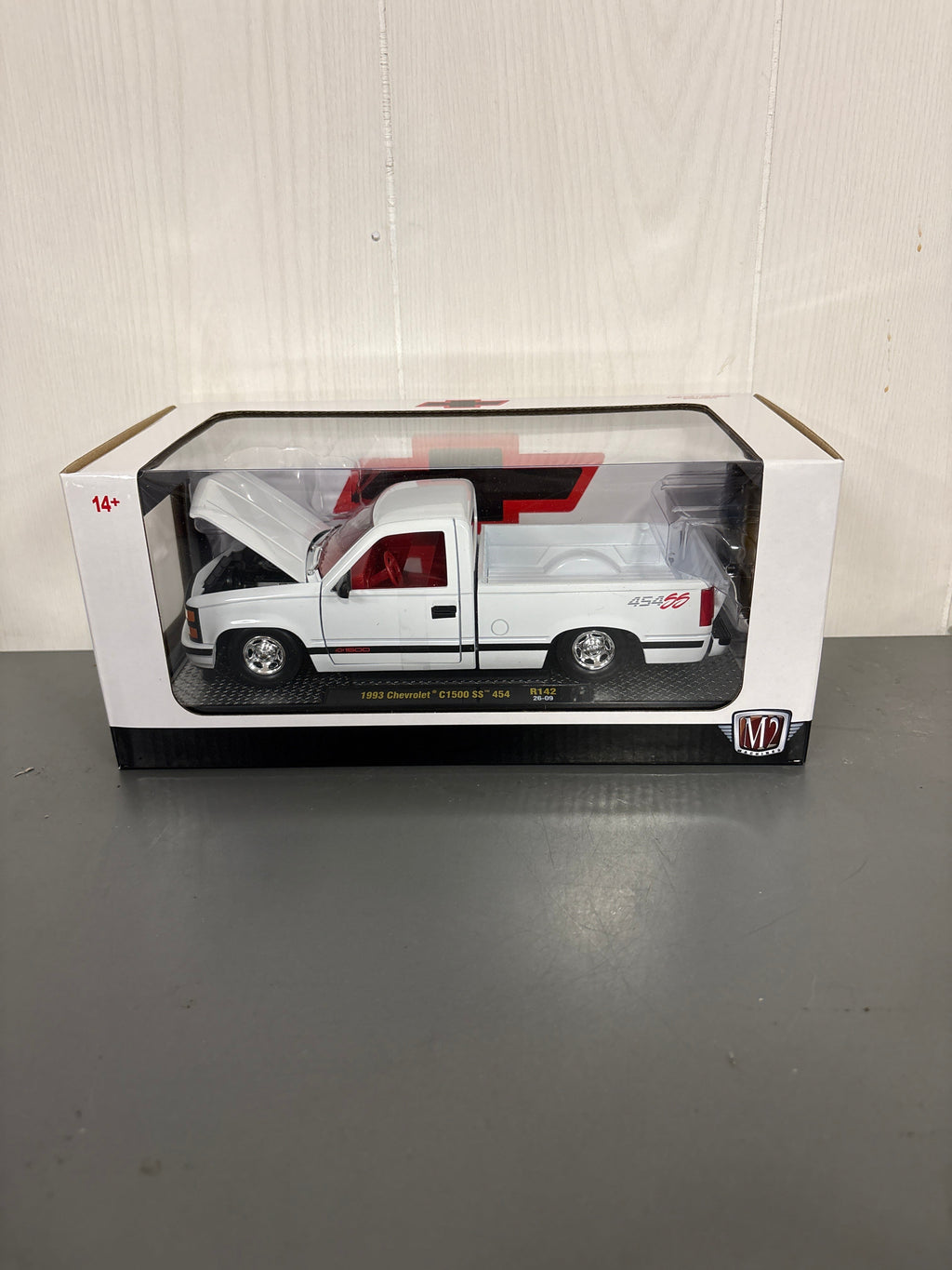 M2 1993 Chevrolet SS 454 Diecast white