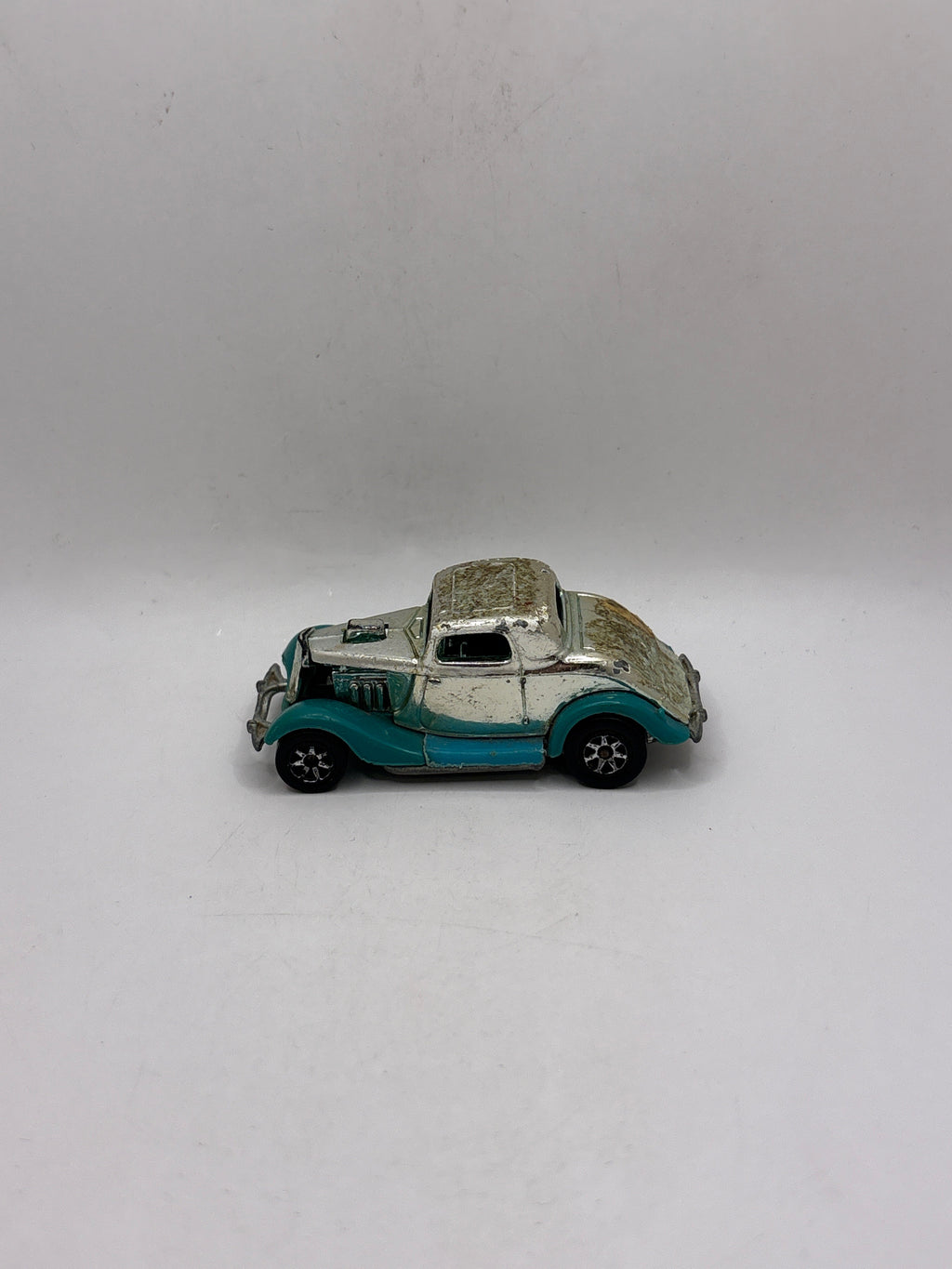 Hot Wheels 34 Ford 3-Window Diecast silver