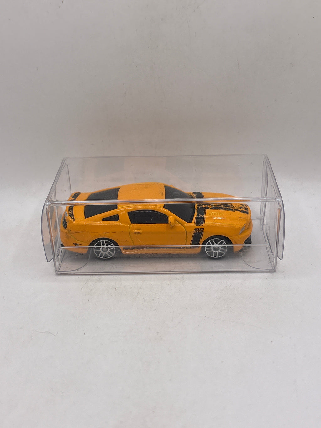 Maisto Ford Mustang Boss 302 Diecast yellow
