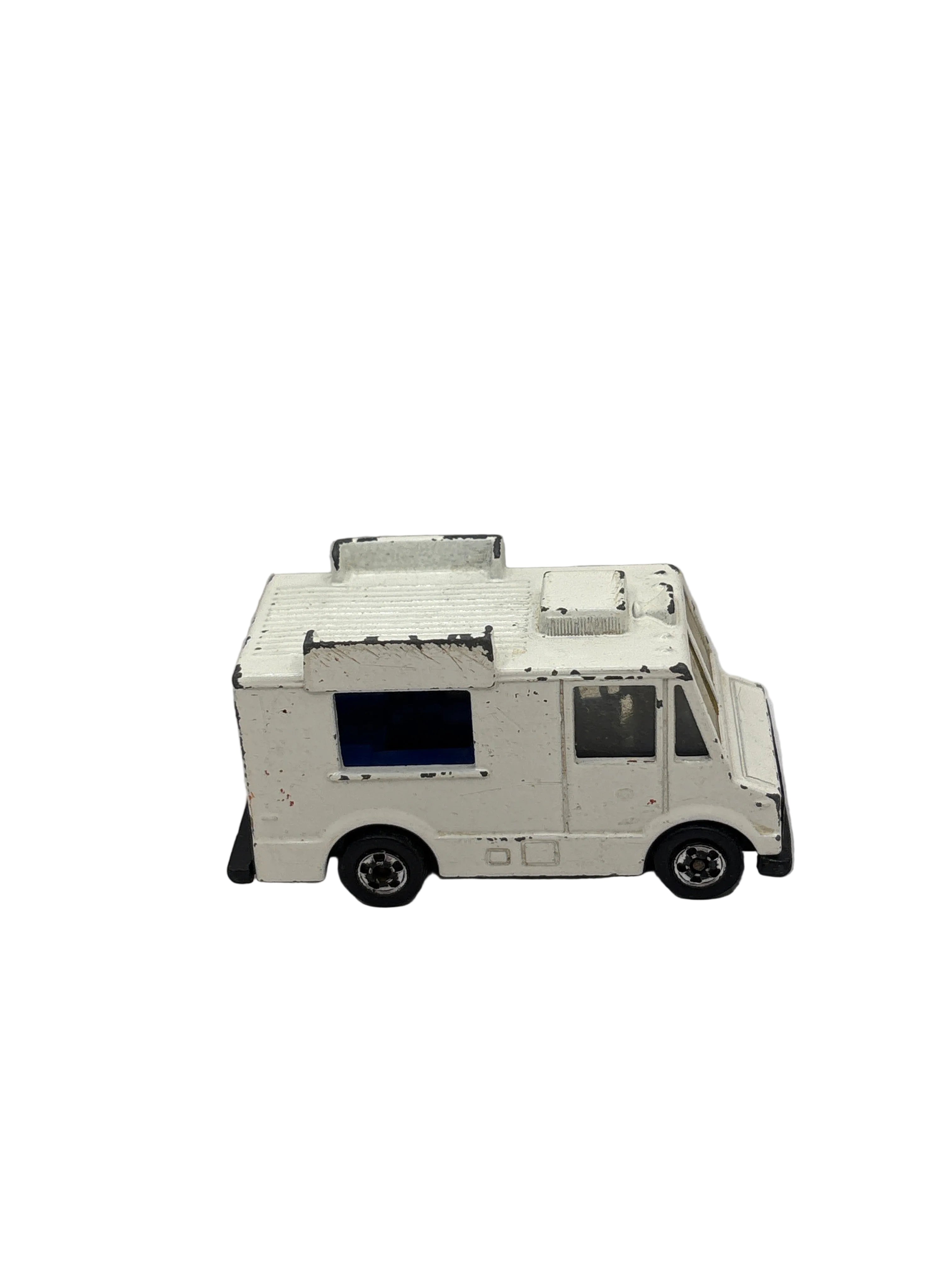Hot Wheels Good Humor Truck Diecast white