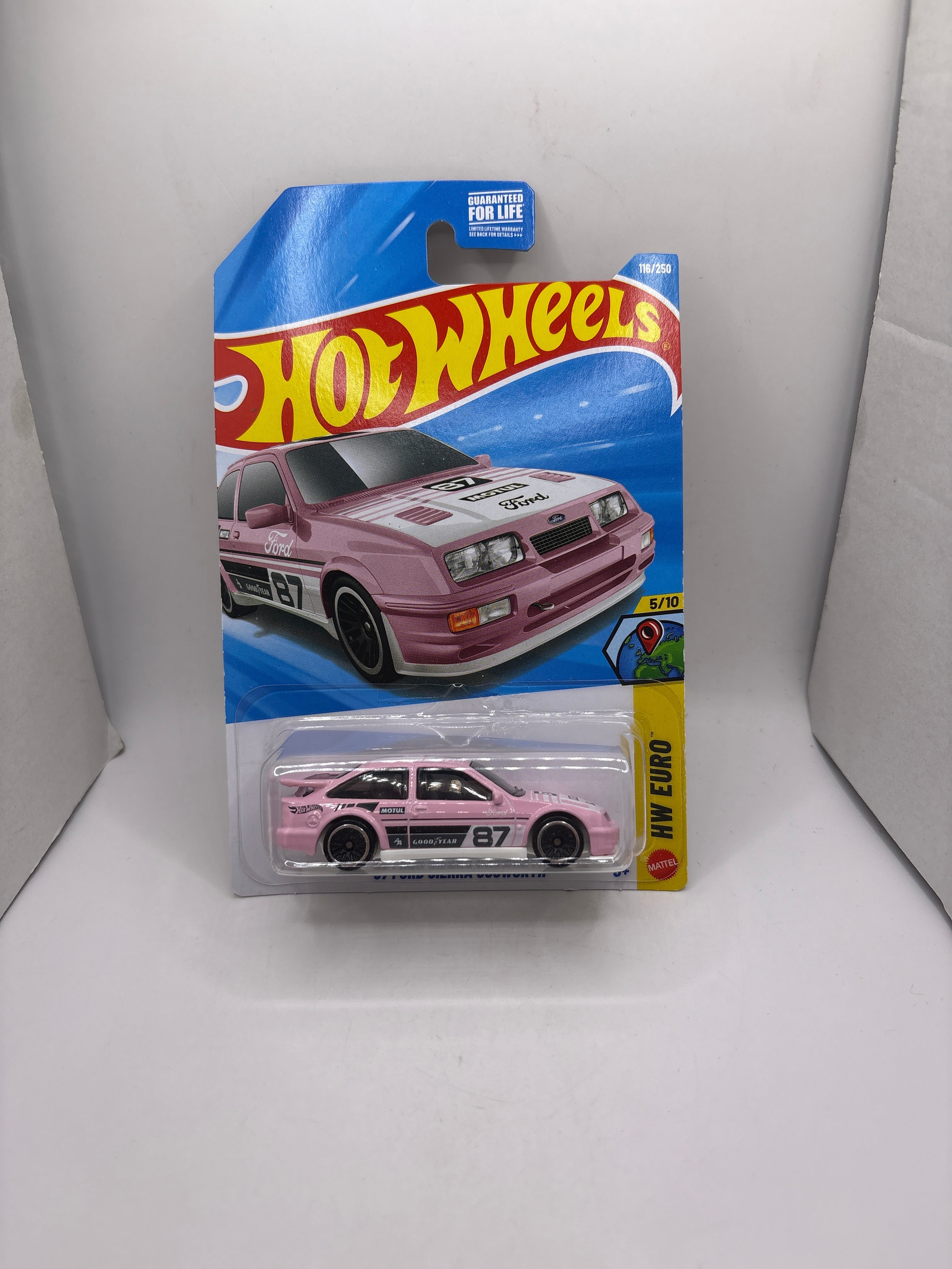 Hot Wheels 87 Ford Sierra Cosworth Diecast pink