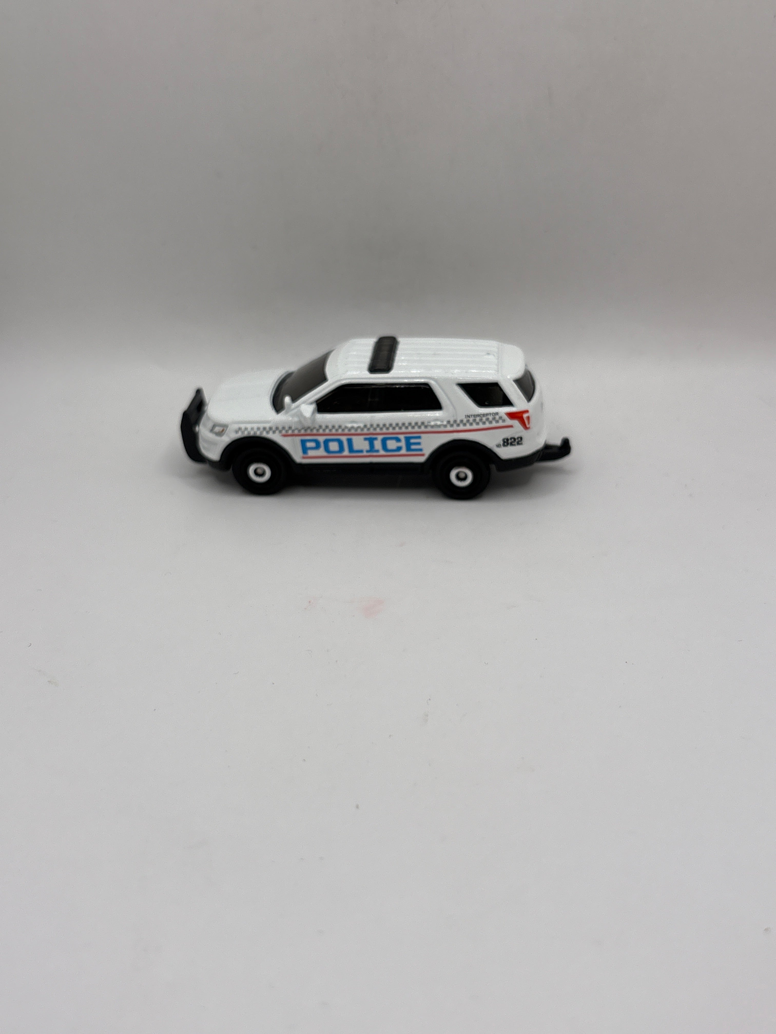 Matchbox 2016 Ford Interceptor Utility Diecast