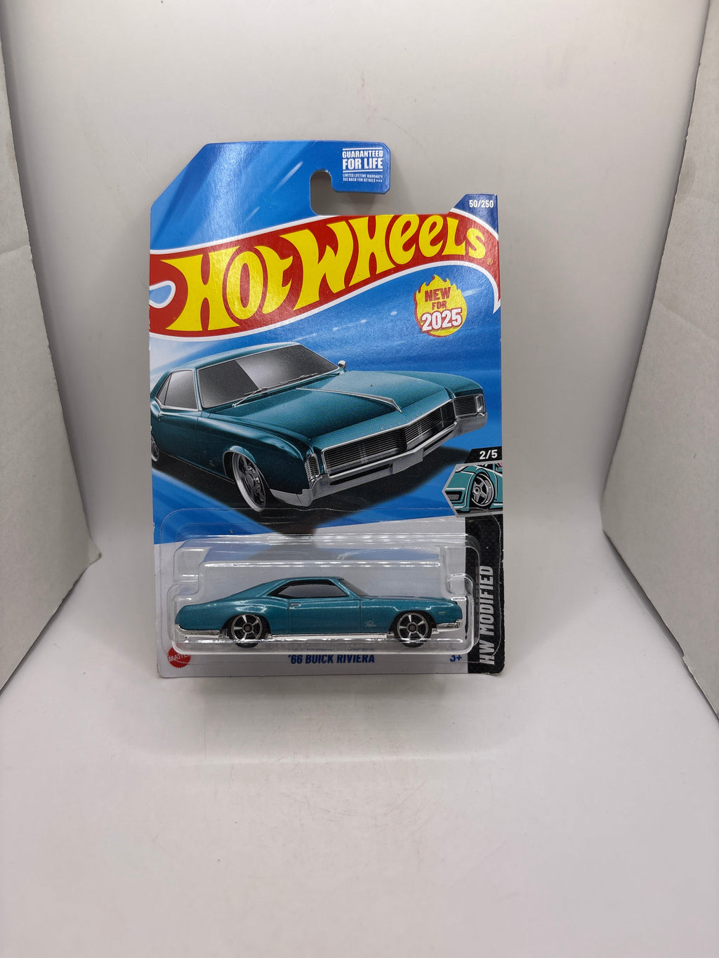 Hot Wheels 66 Buick Riviera Diecast