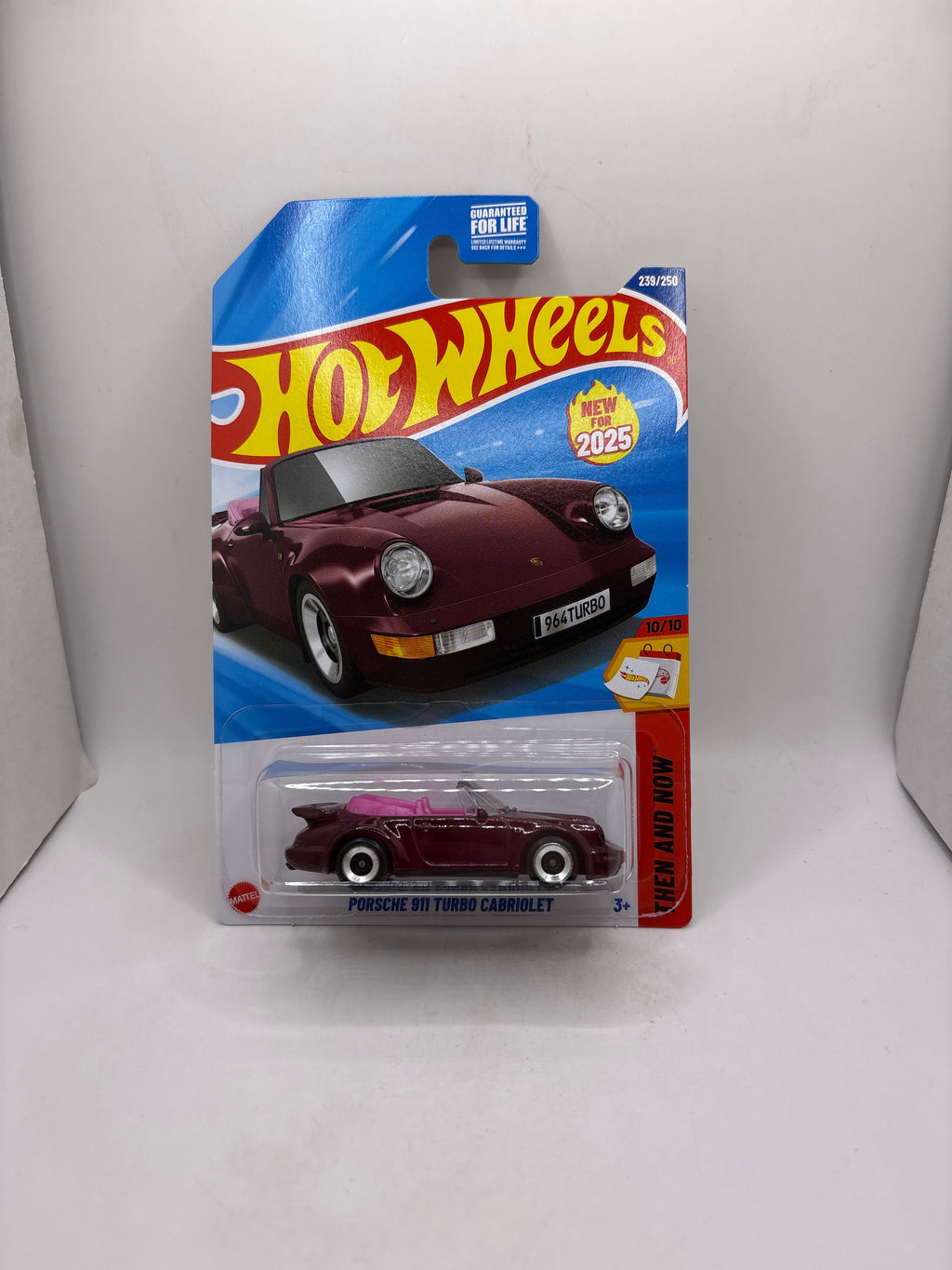 Hot Wheels Porsche 911 Turbo Cabriolet Diecast maroon