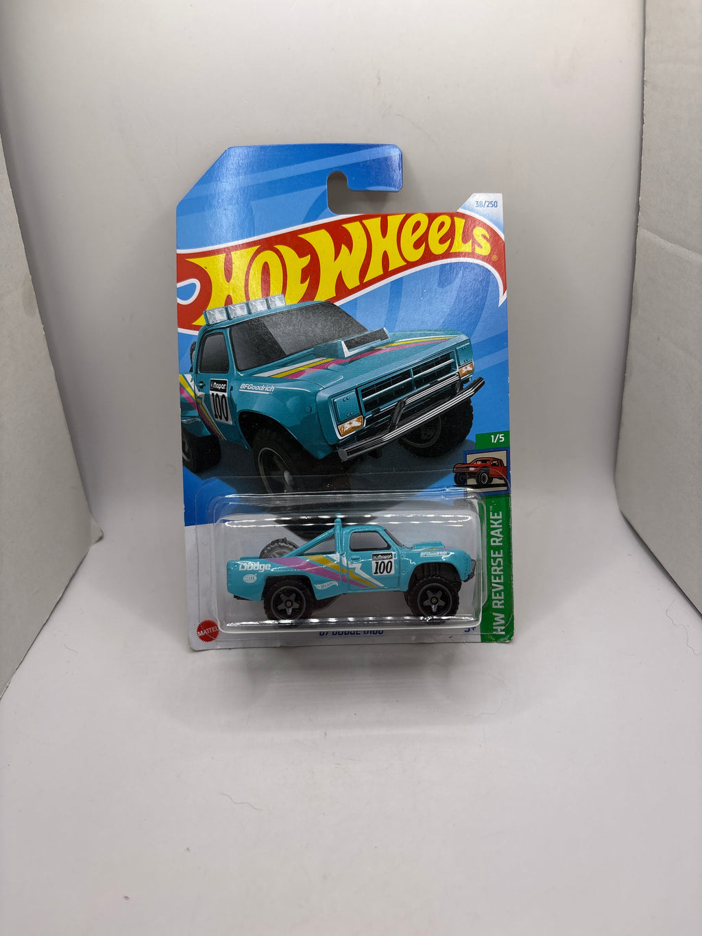 Hot Wheels 87 Dodge D100 Diecast blue
